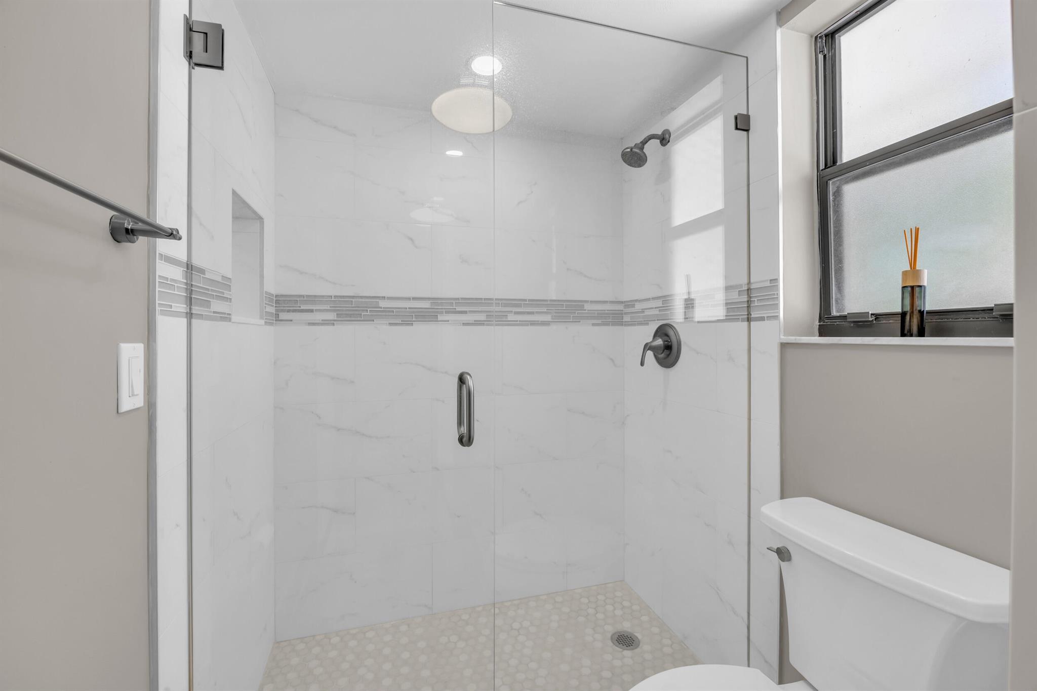 24 SE Turtle Crk Dr #F Tequesta, FL 33469