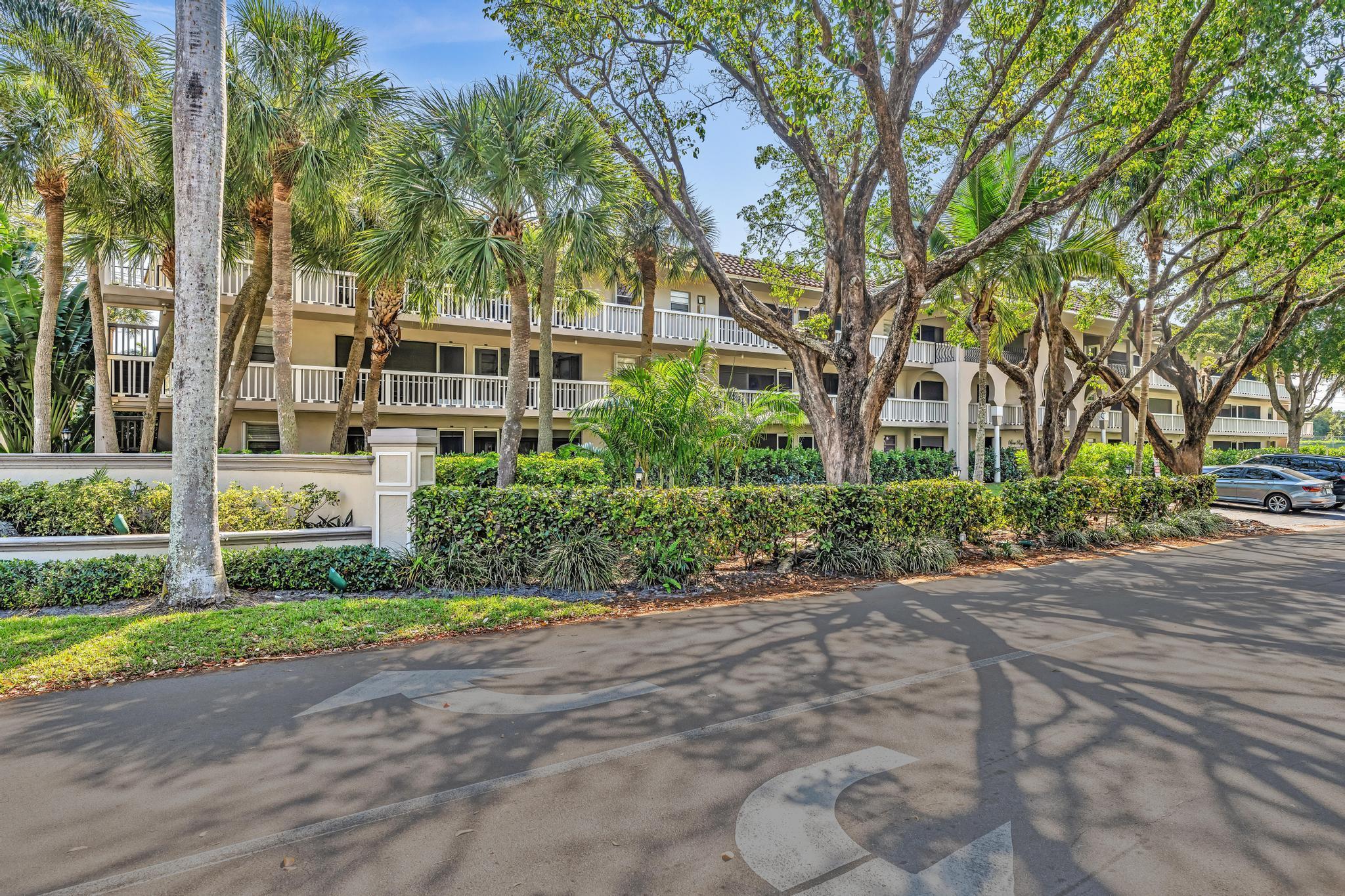 100 Royal Palm Way Way #303