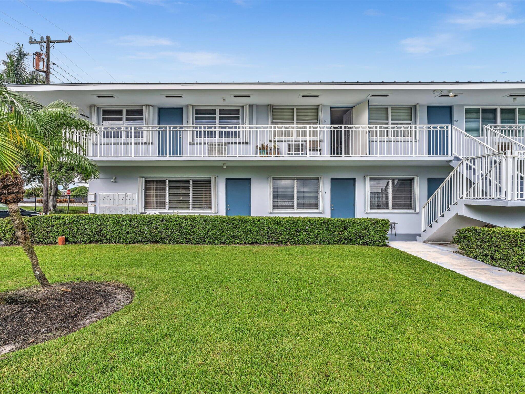 2542 S Federal Hwy #11