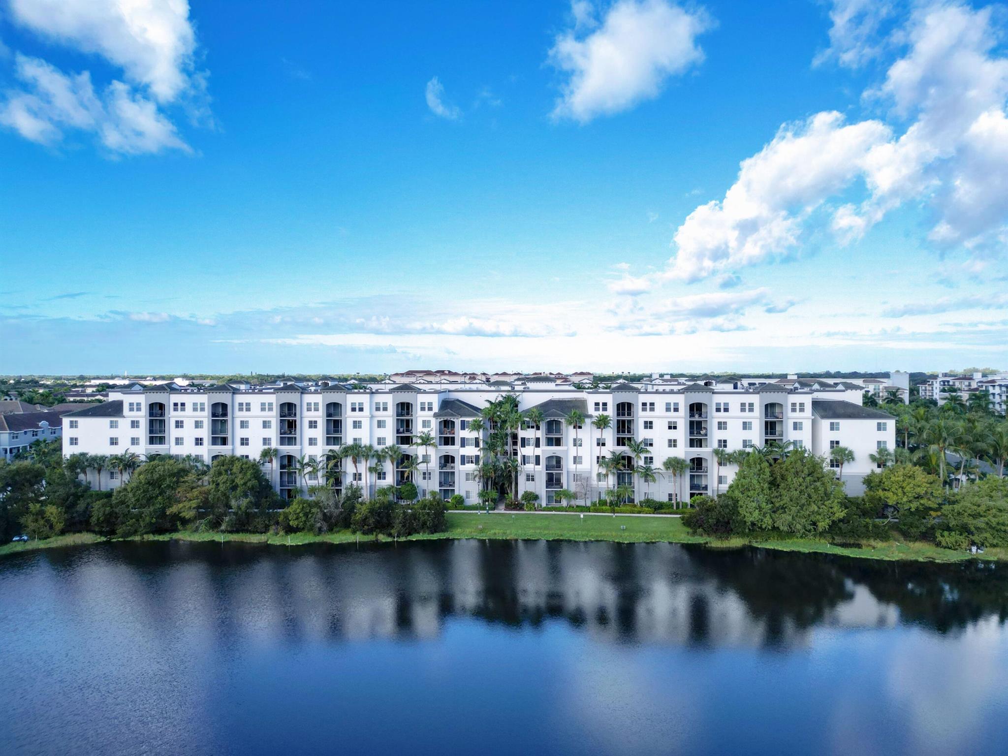 1660 Renaissance Cmns Blvd #2326