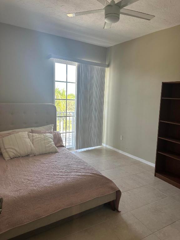 1200 Town Ctr #428 Jupiter, FL 33458