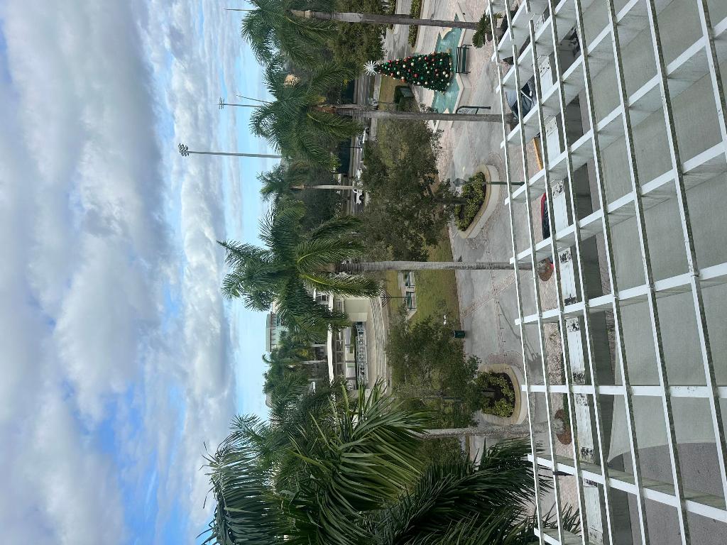 1200 Town Ctr #428 Jupiter, FL 33458