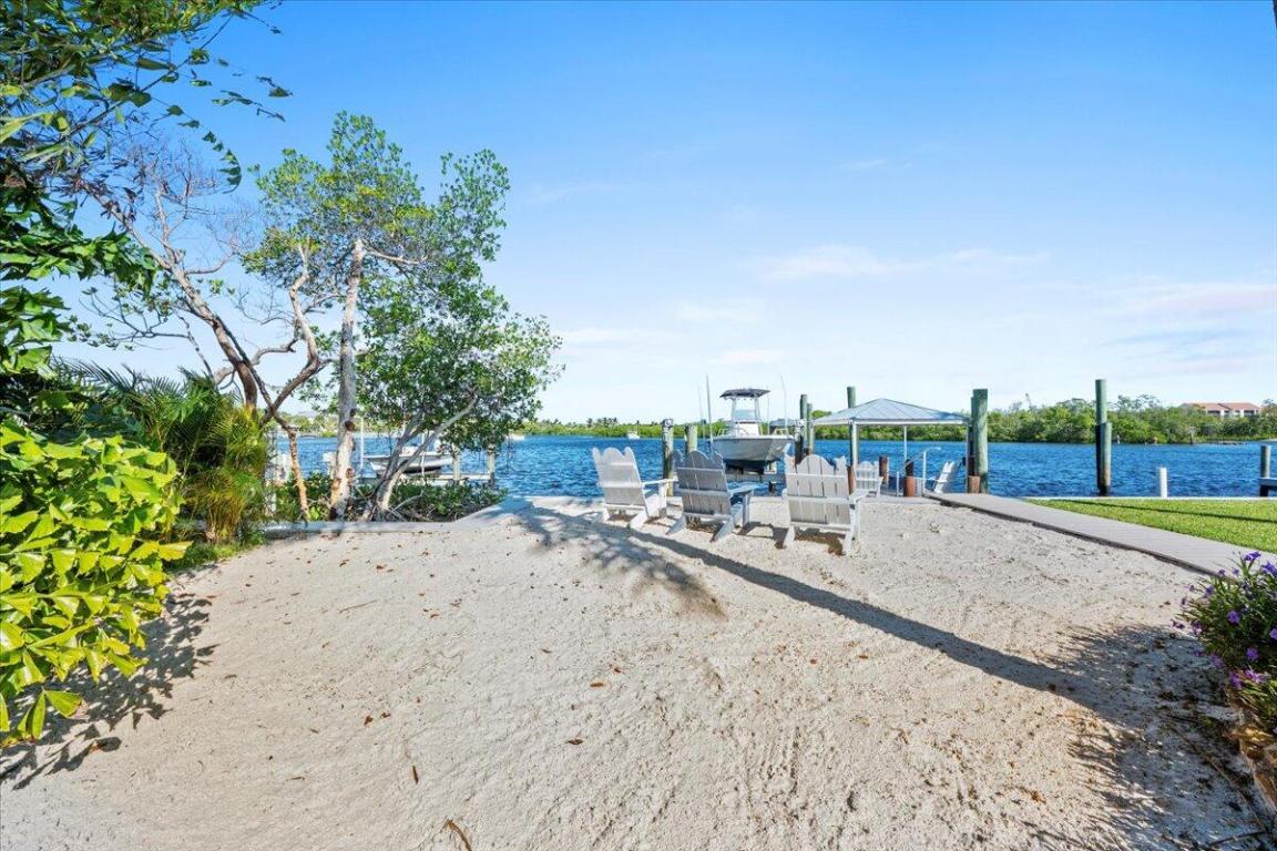 119 Elsa Jupiter, FL 33477