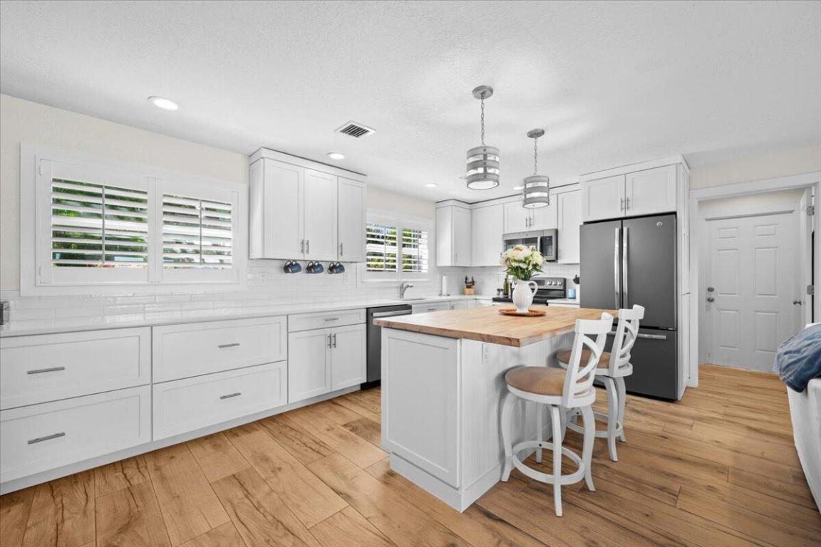 119 Elsa Jupiter, FL 33477