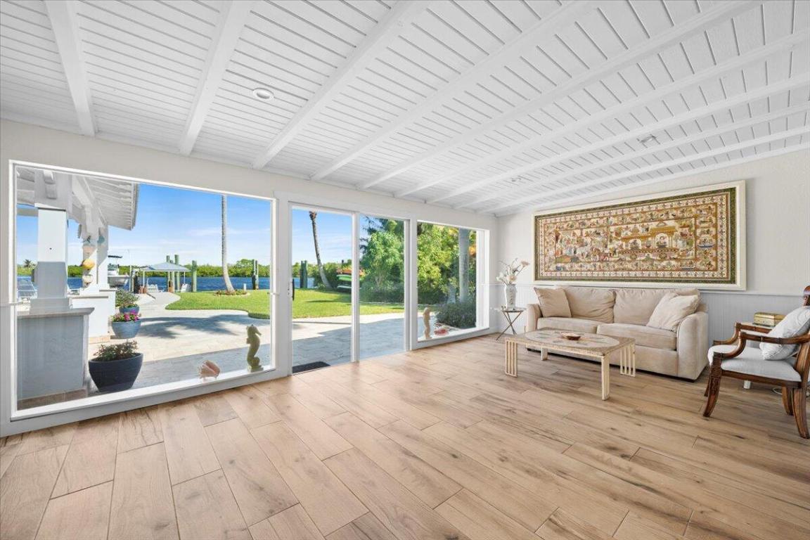 119 Elsa Jupiter, FL 33477