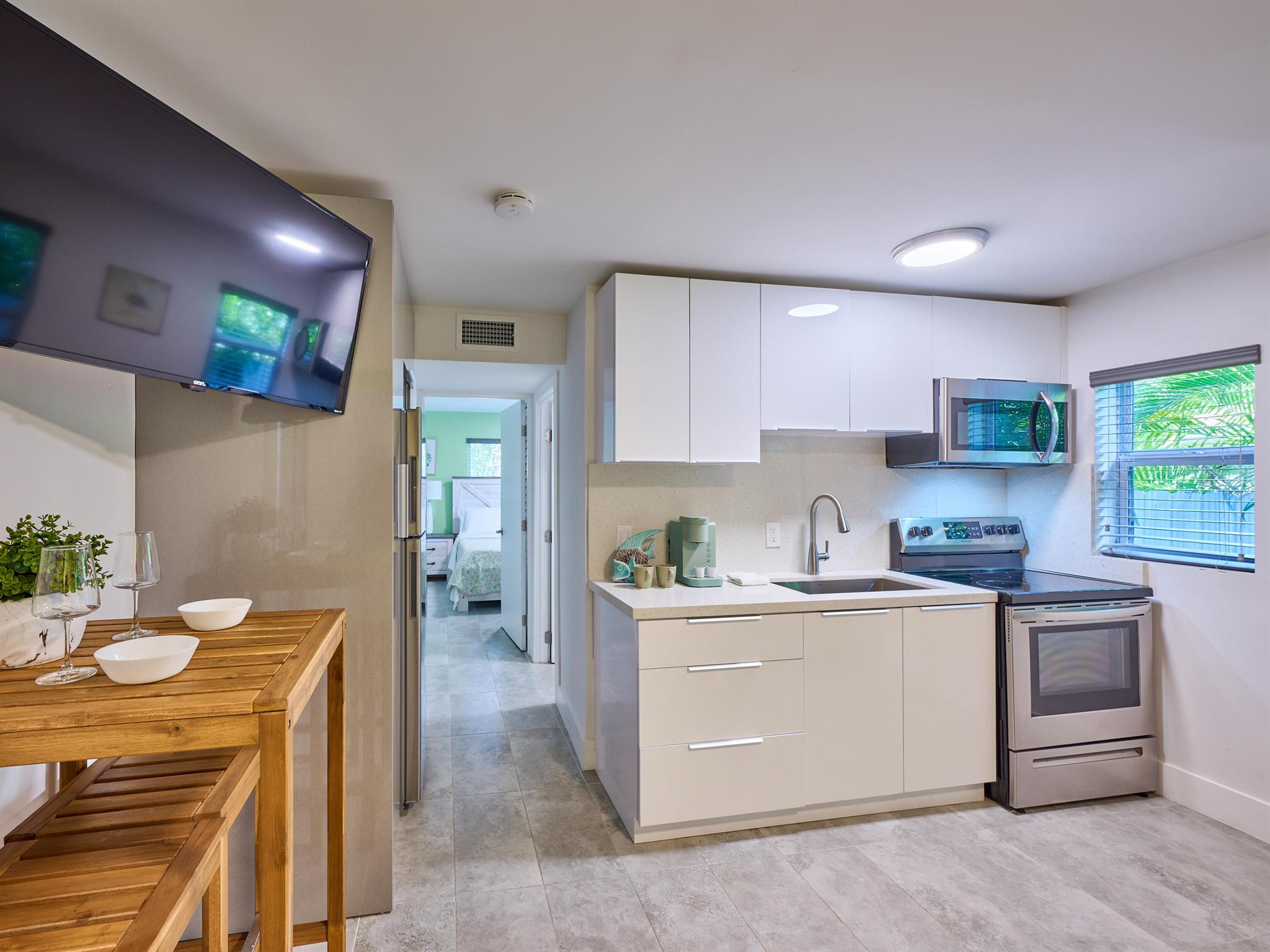 2020 Washington St #1-8 Hollywood, FL 33020