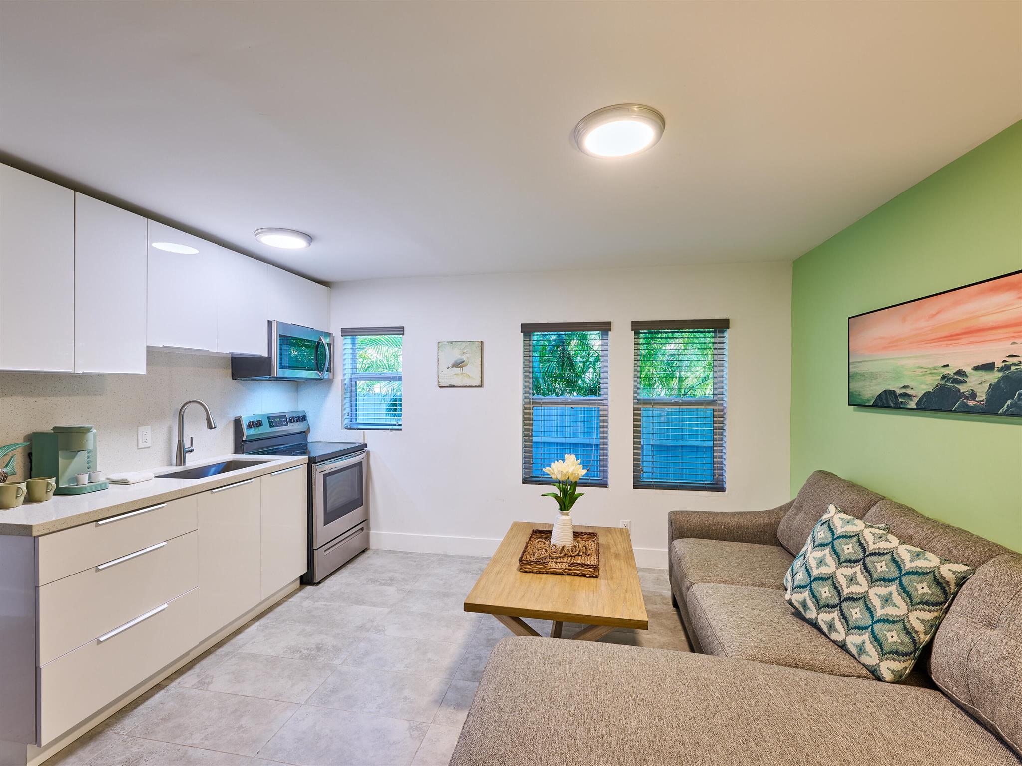 2020 Washington St #1-8 Hollywood, FL 33020