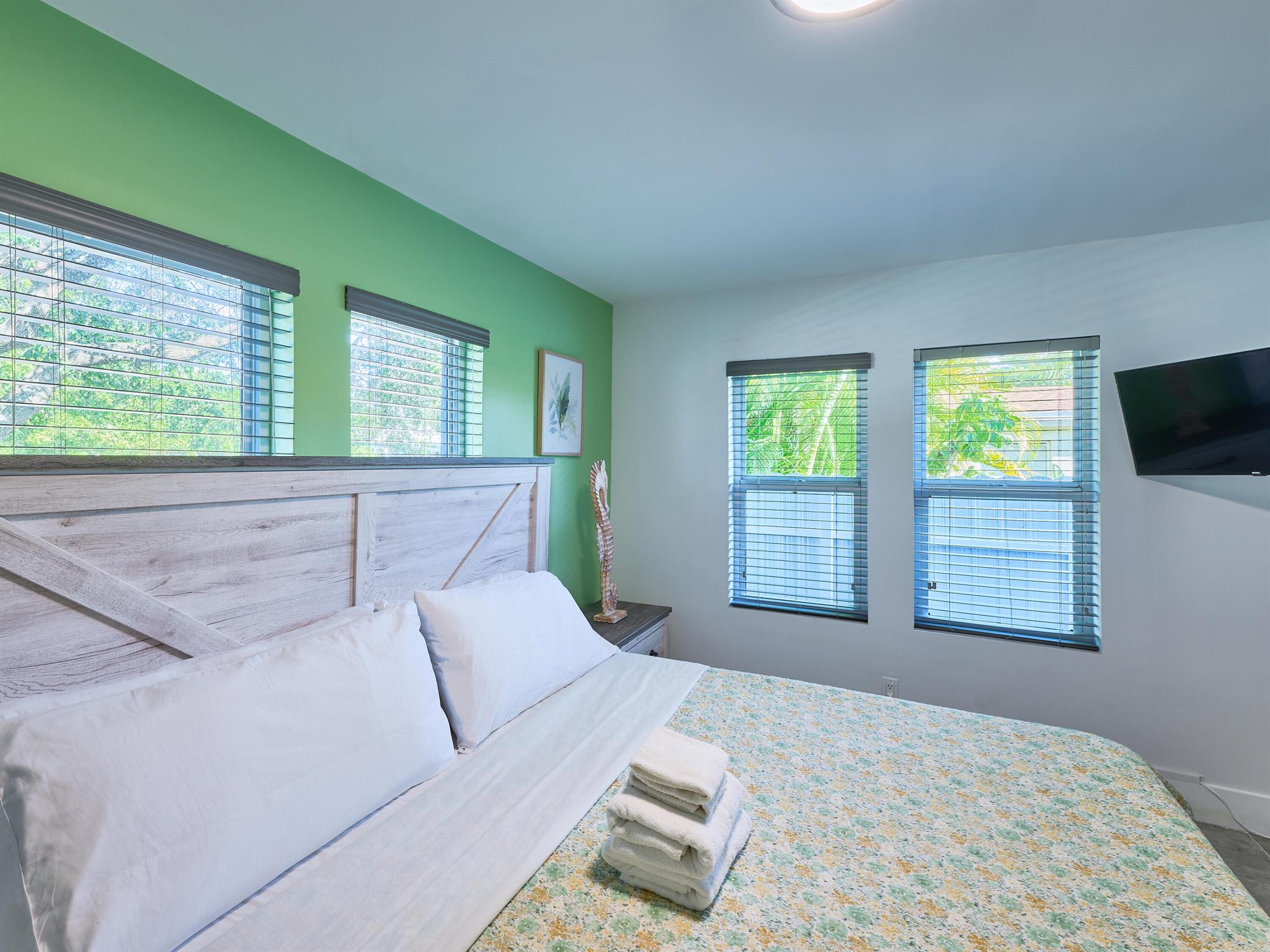 2020 Washington St #1-8 Hollywood, FL 33020