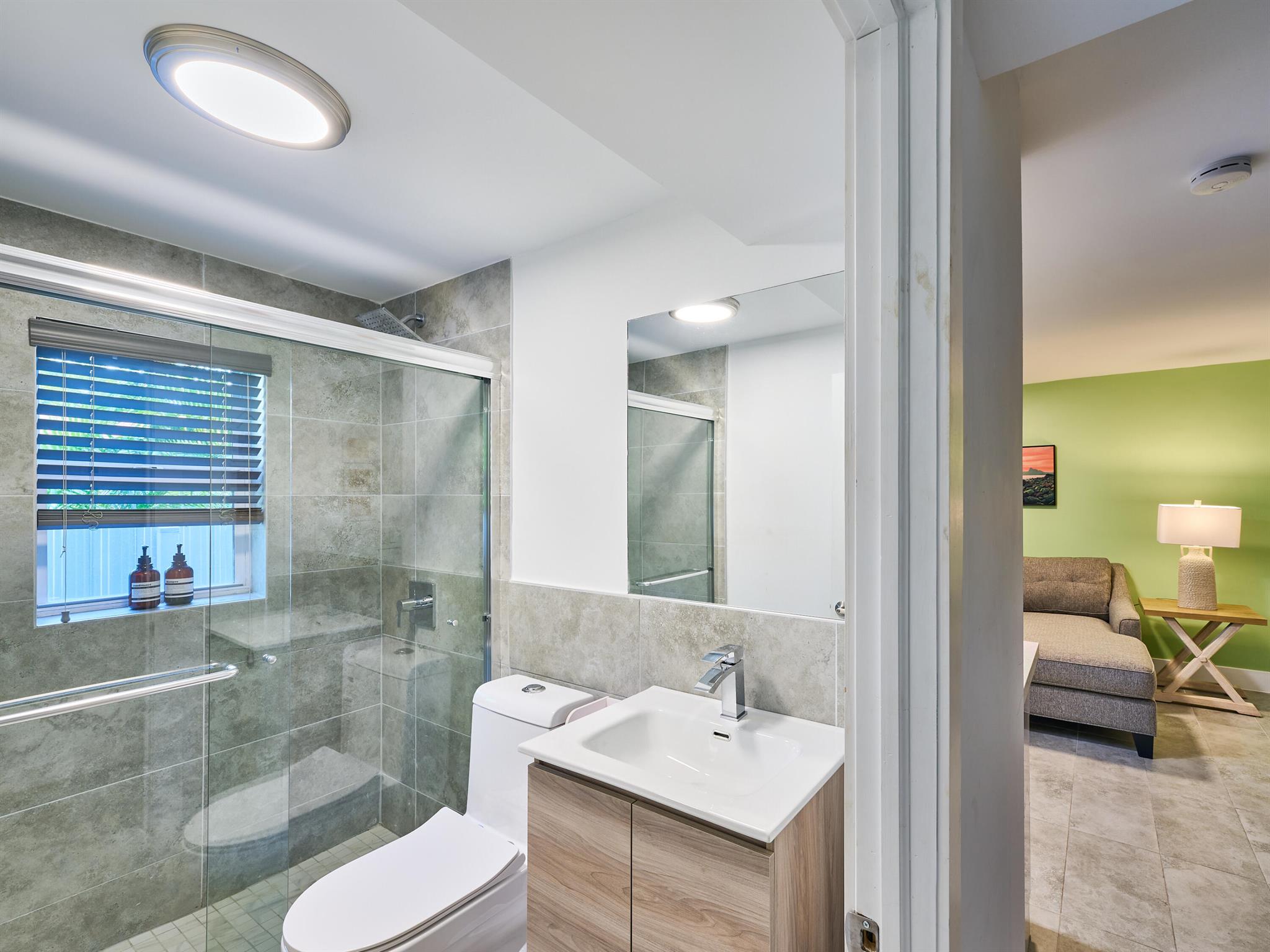 2020 Washington St #1-8 Hollywood, FL 33020