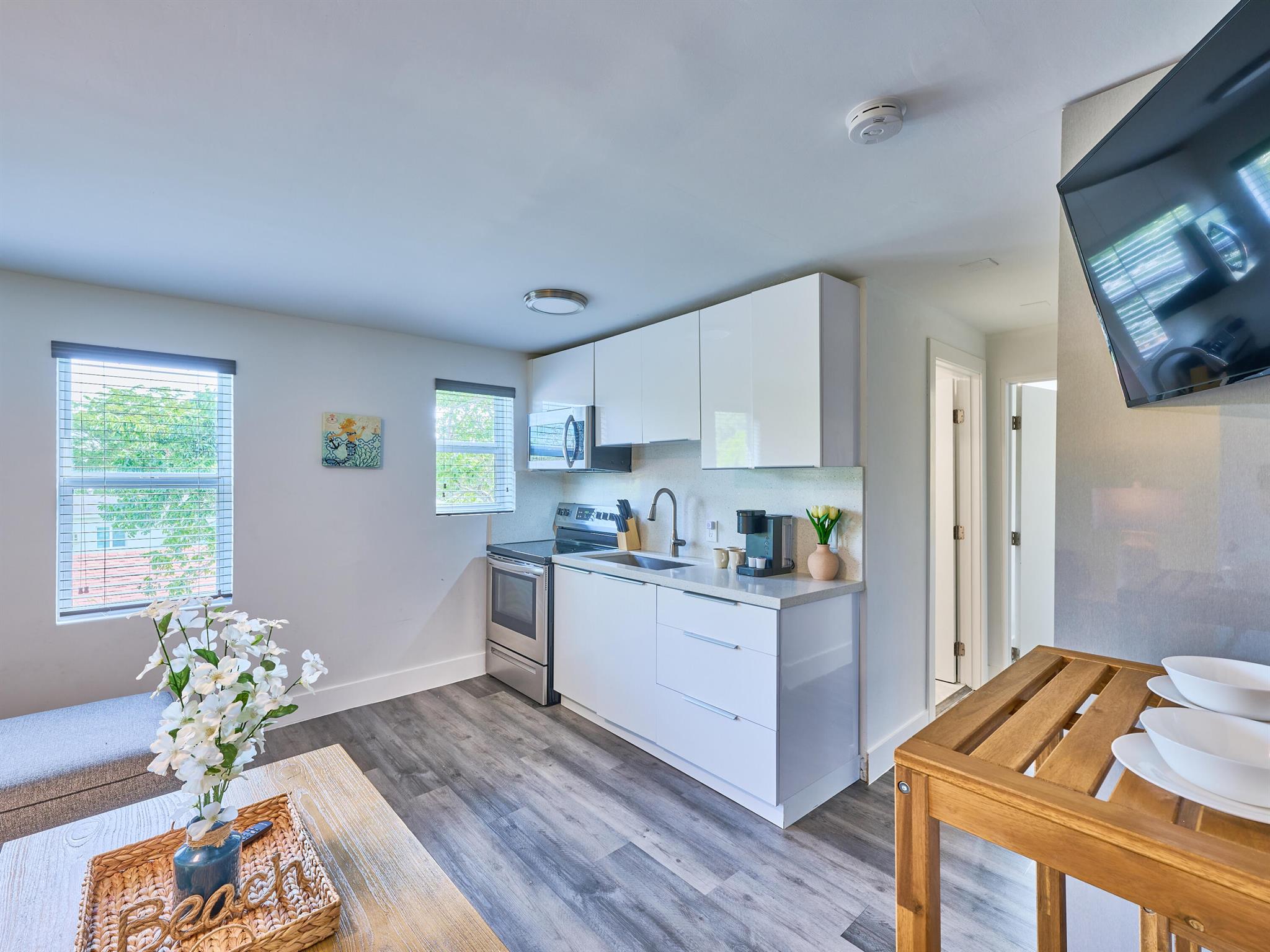 2020 Washington St #1-8 Hollywood, FL 33020