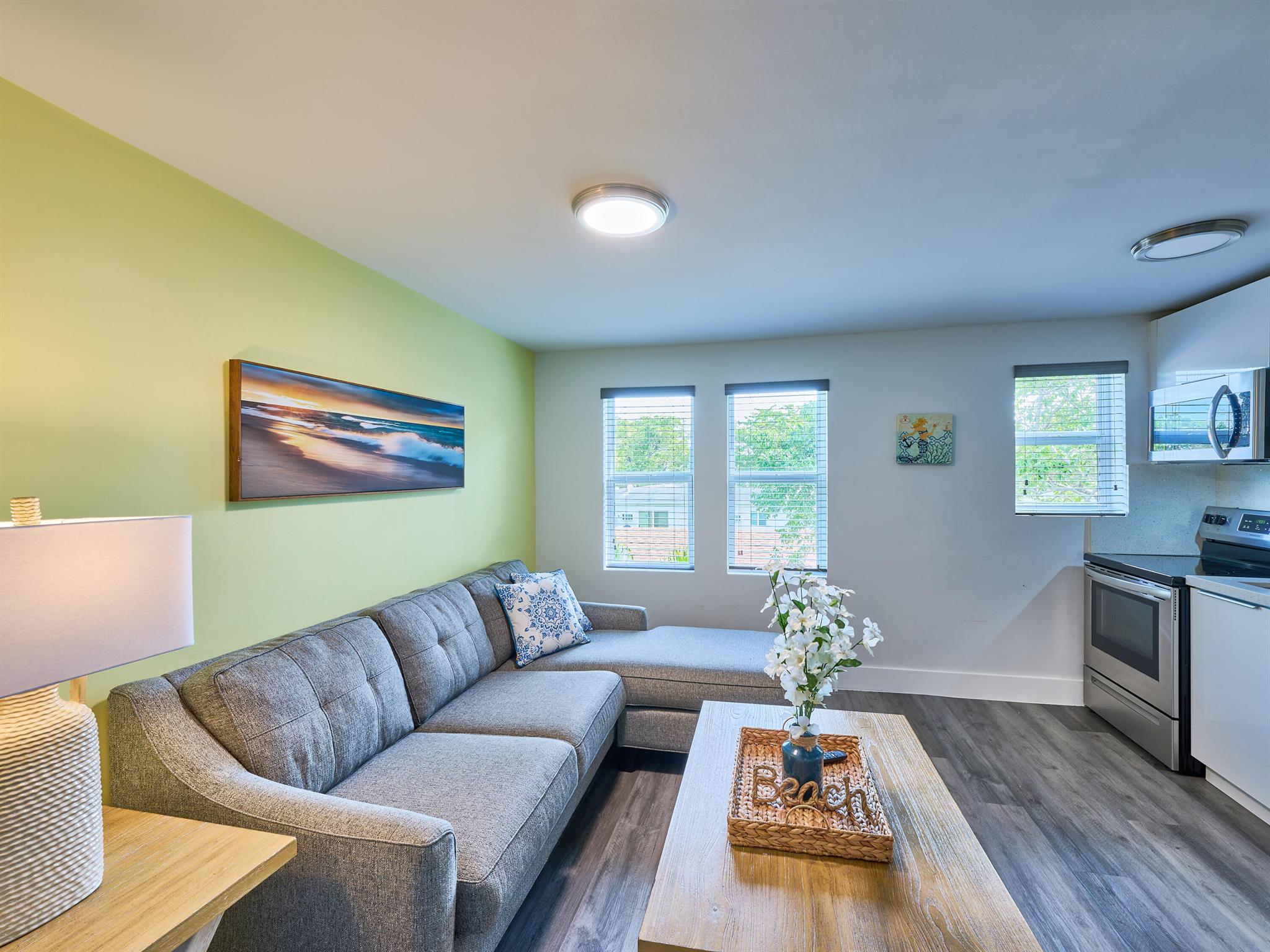 2020 Washington St #1-8 Hollywood, FL 33020