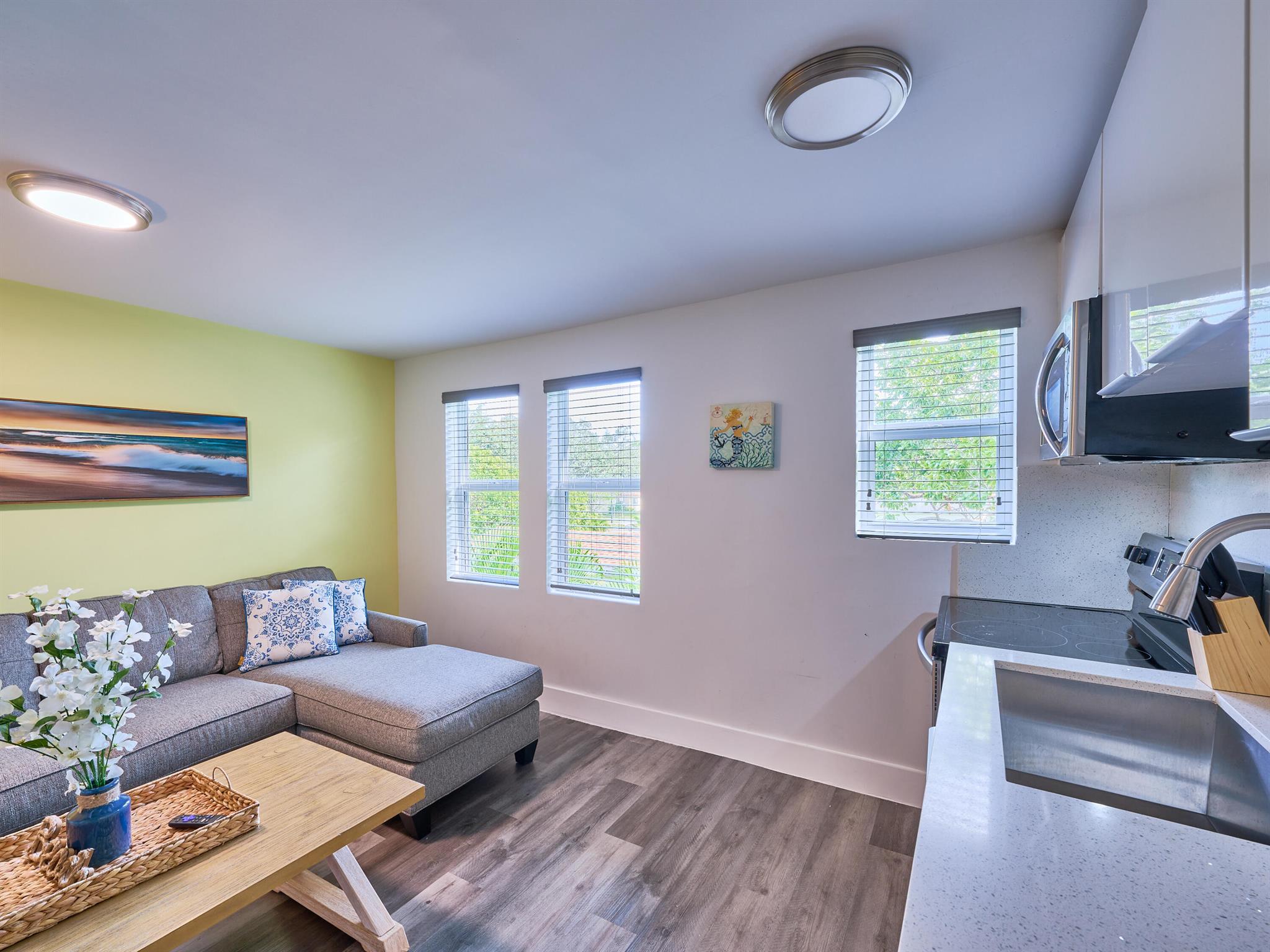 2020 Washington St #1-8 Hollywood, FL 33020