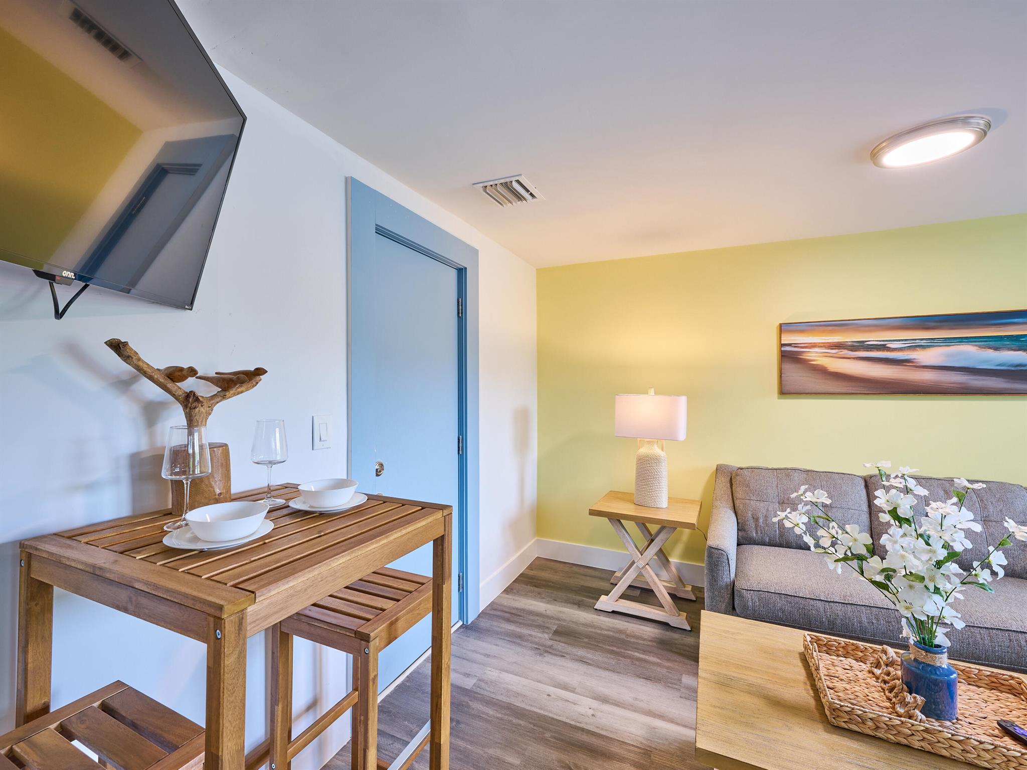 2020 Washington St #1-8 Hollywood, FL 33020