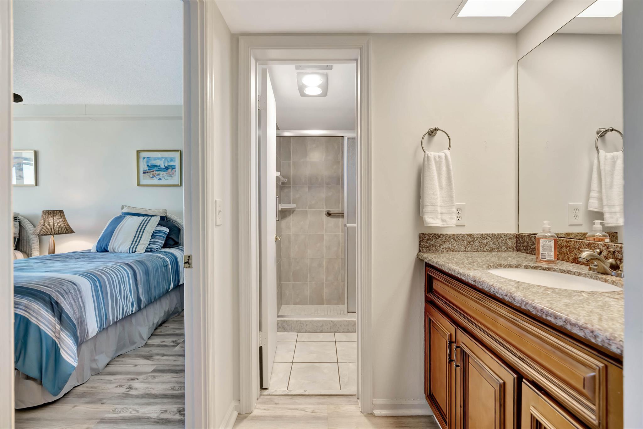 1542 Jupiter Cv Dr #104 Jupiter, FL 33469