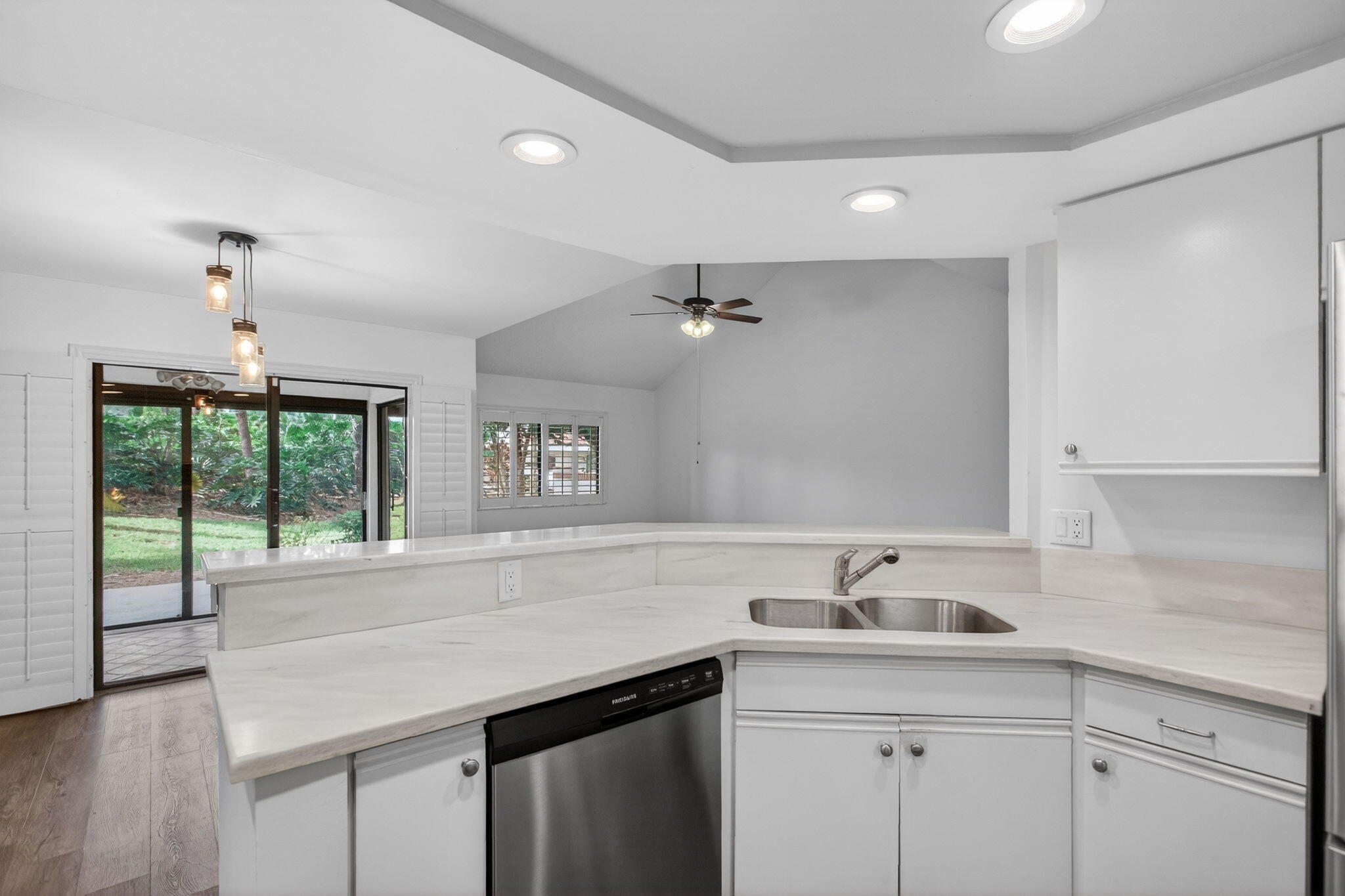 102 Sea Oats #B Juno Beach, FL 33408