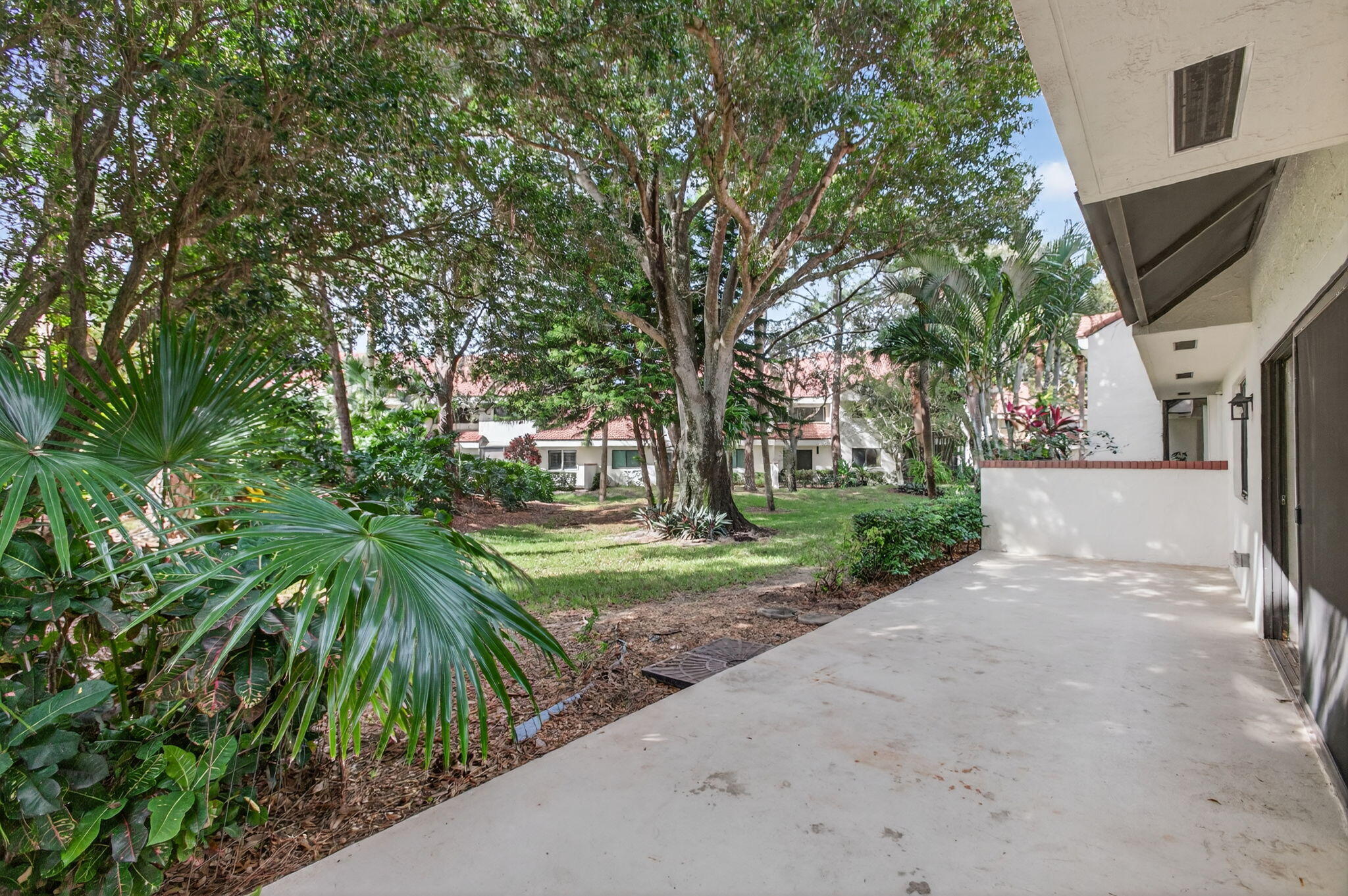 102 Sea Oats #B Juno Beach, FL 33408