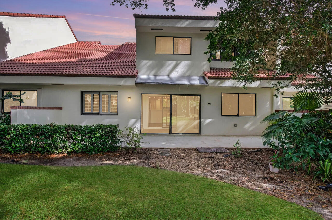 102 Sea Oats #B Juno Beach, FL 33408