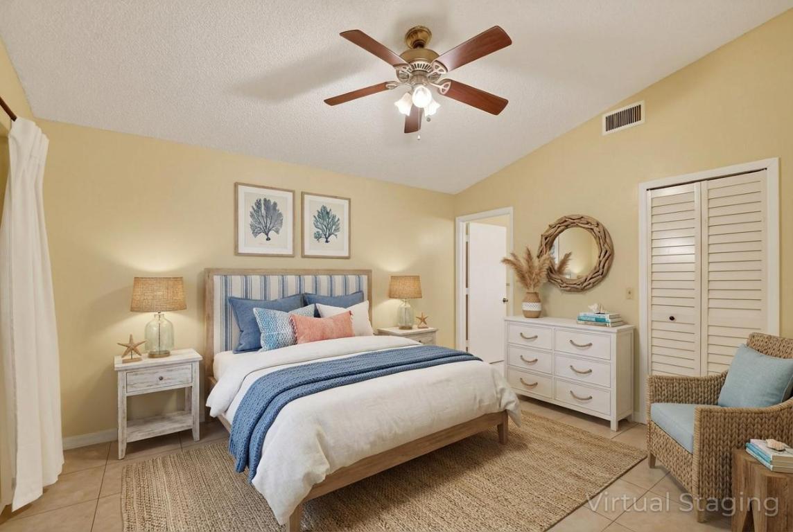 5221 Arbor Glen Lake Worth, FL 33463