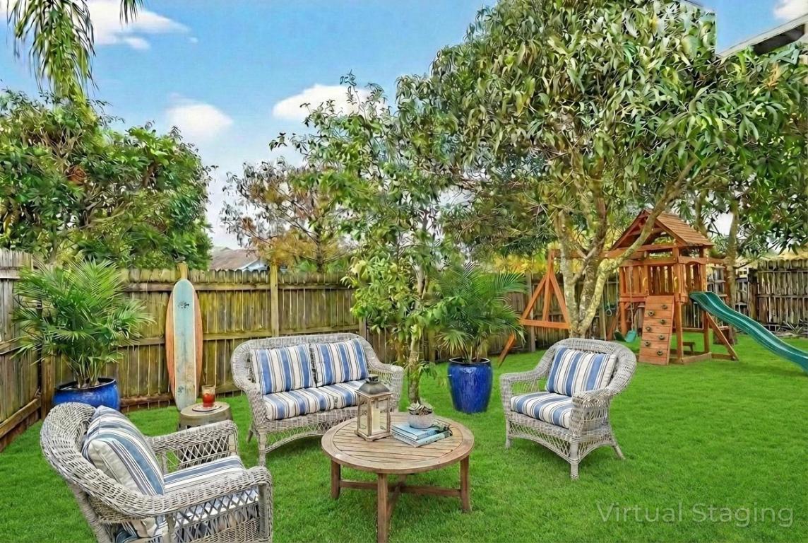 5221 Arbor Glen Lake Worth, FL 33463