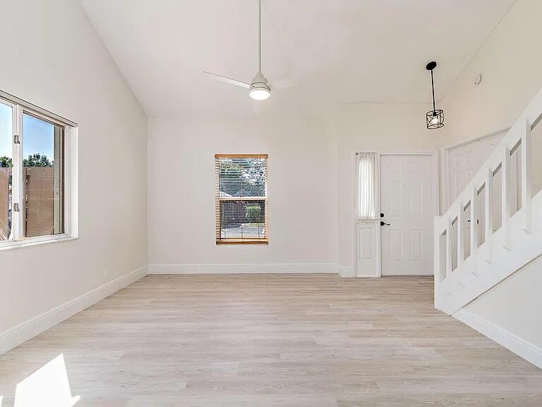 211 Maplecrest Jupiter, FL 33458