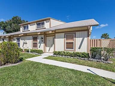 211 Maplecrest Jupiter, FL 33458
