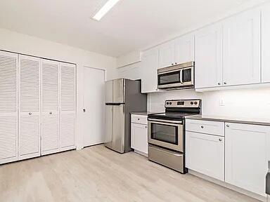 211 Maplecrest Jupiter, FL 33458