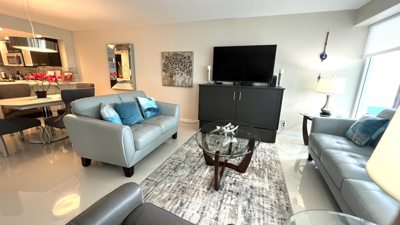 3430 Galt Ocean #310