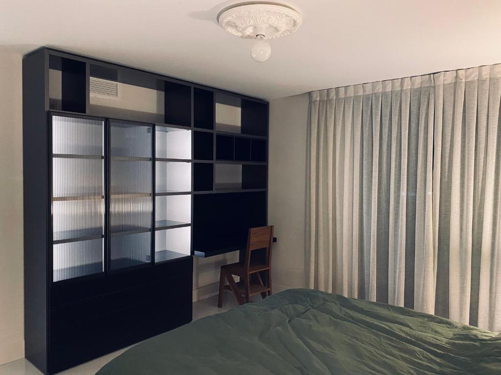 1133 102nd #403 Bay Harbor Islands, FL 33154