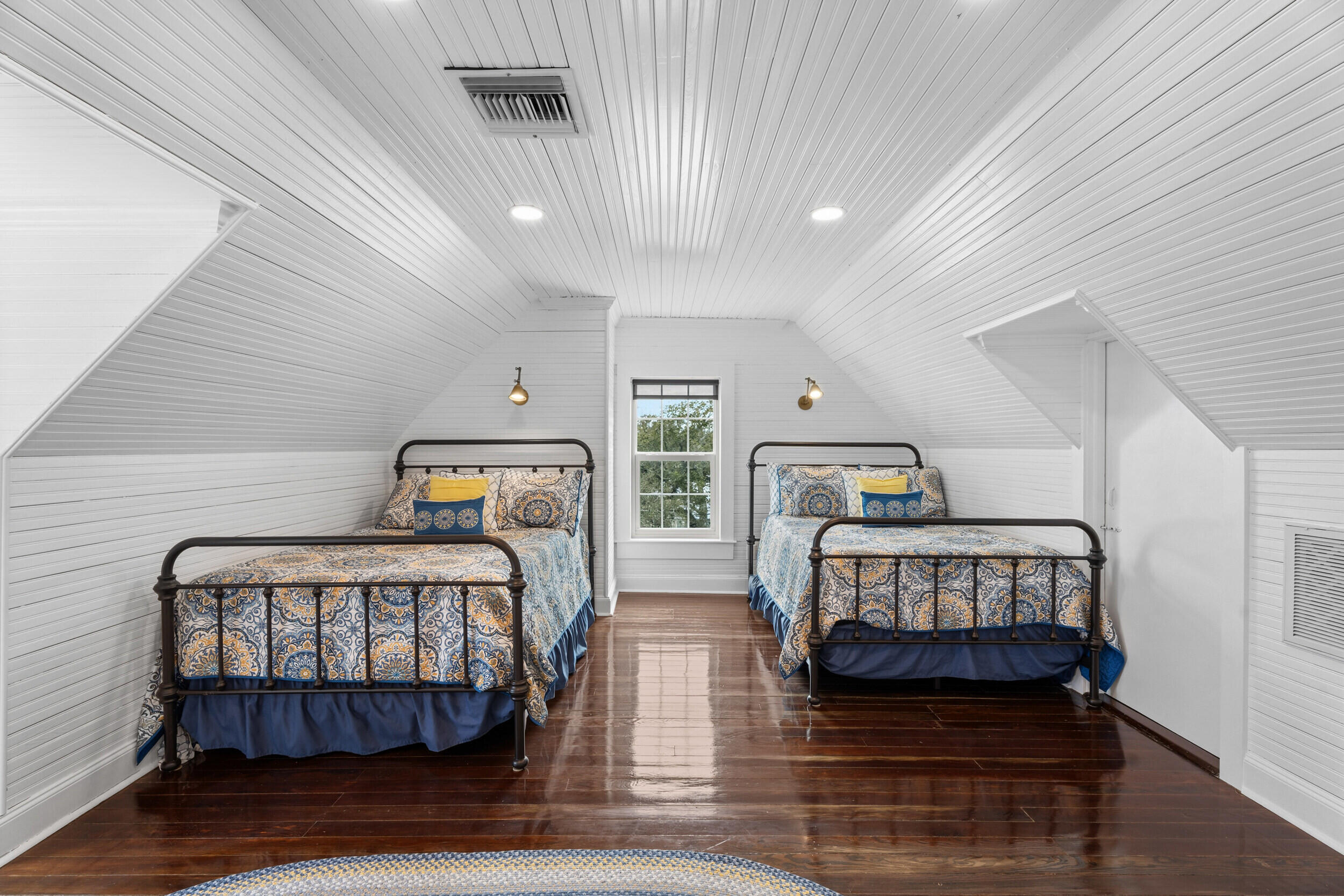 2515 N Indian Riv Fort Pierce, FL 34946