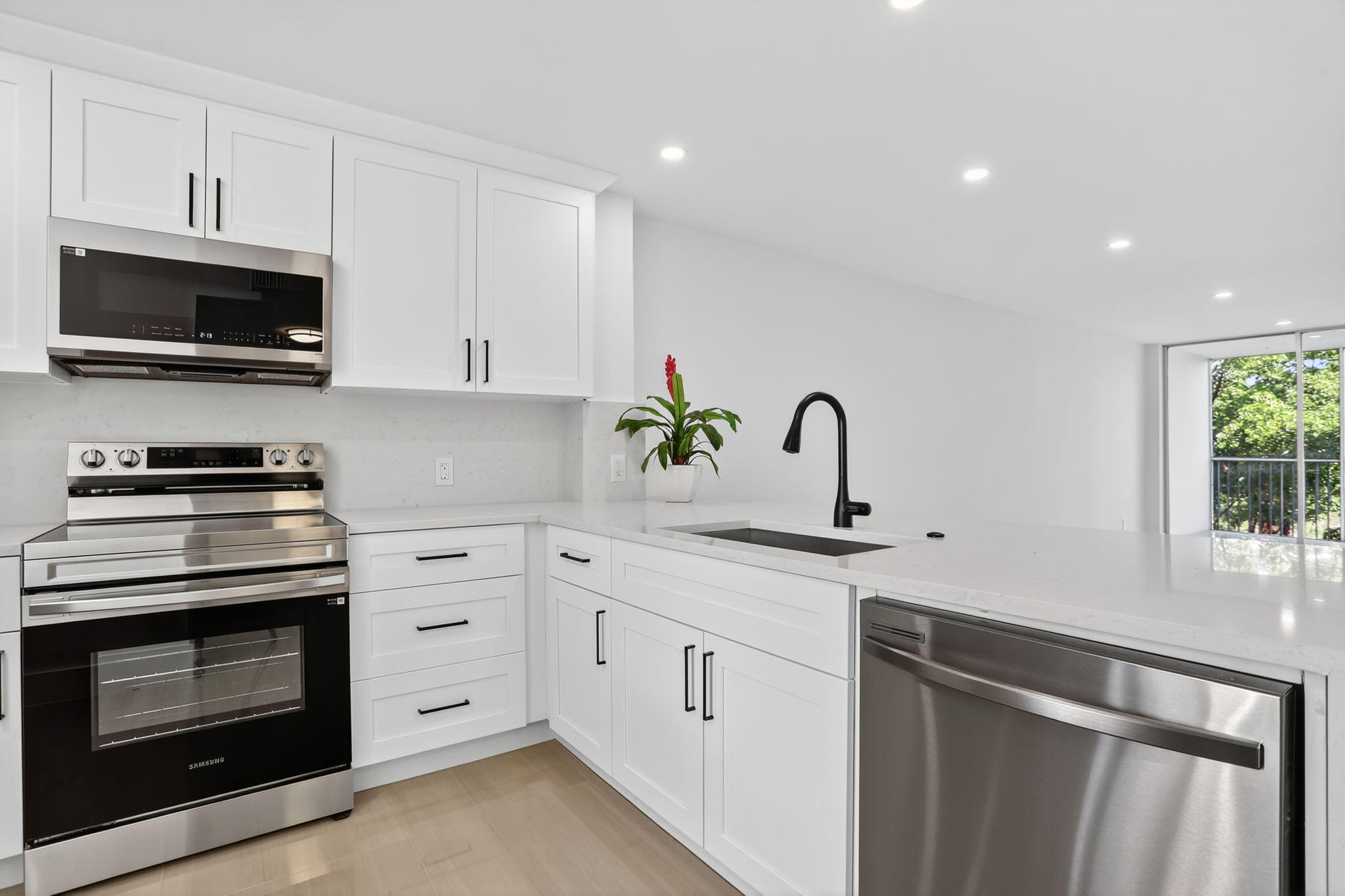 2651 S Palm Aire #305