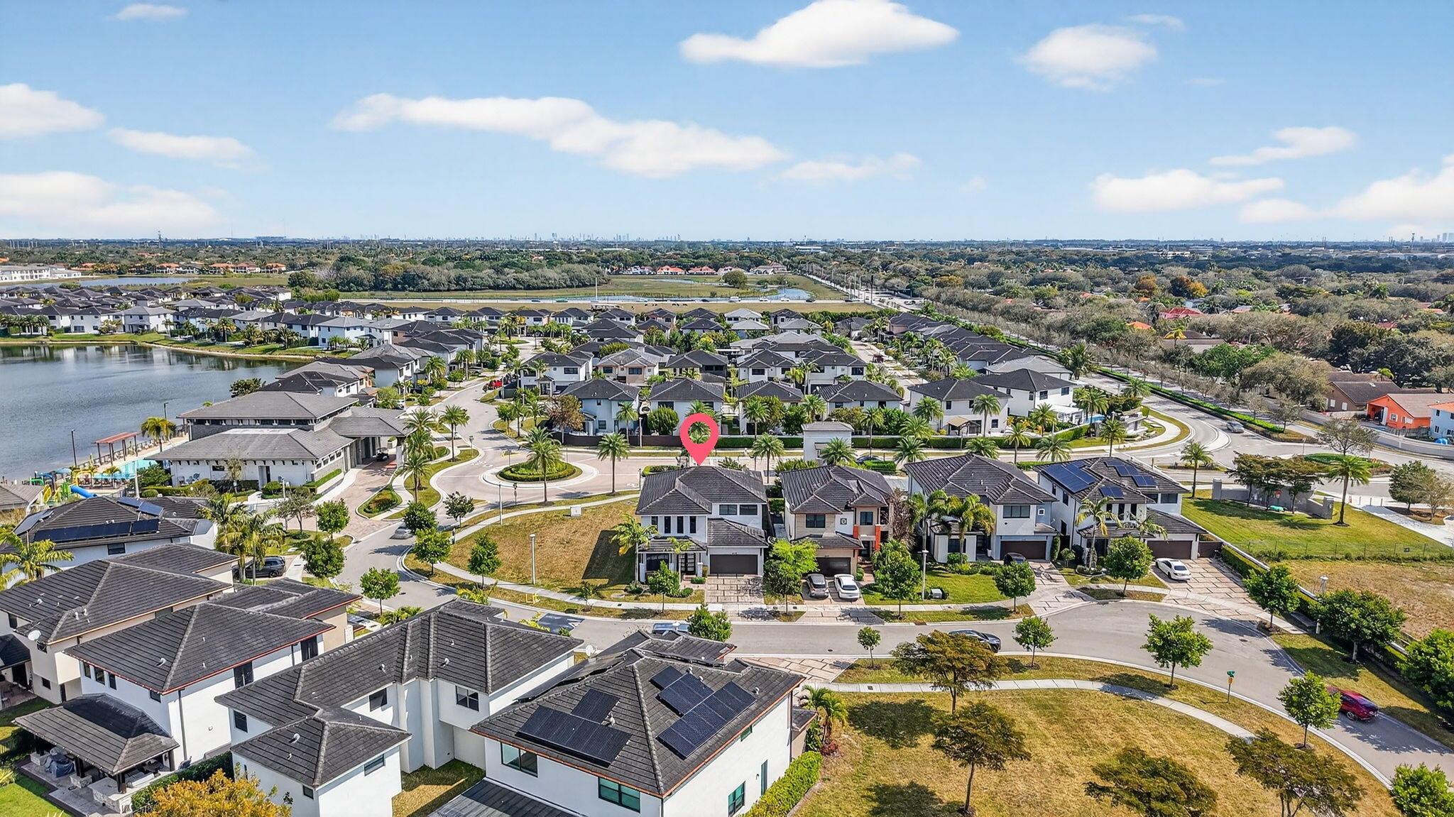 15505 NW 89th Miami Lakes, FL 33018