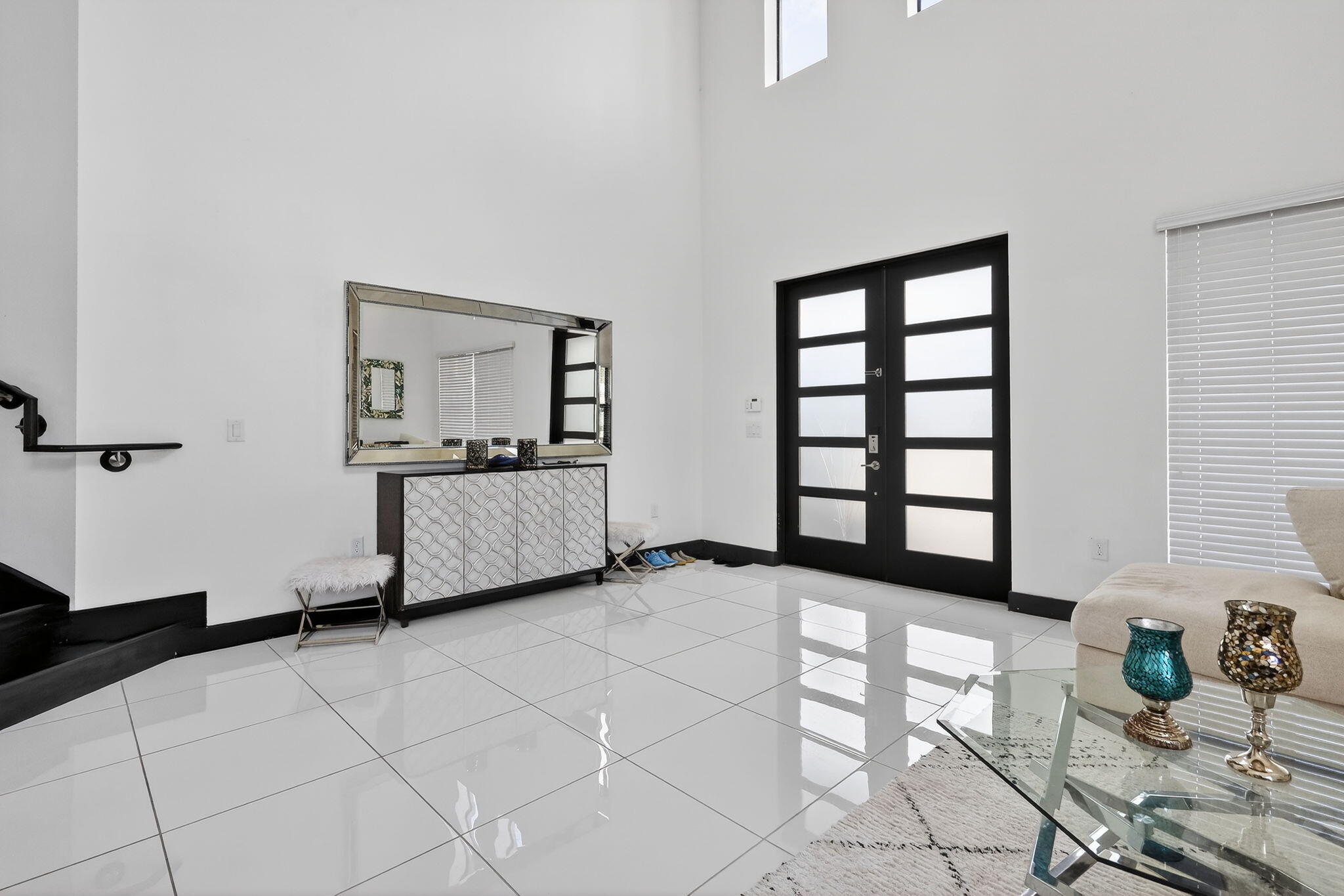 15505 NW 89th Miami Lakes, FL 33018