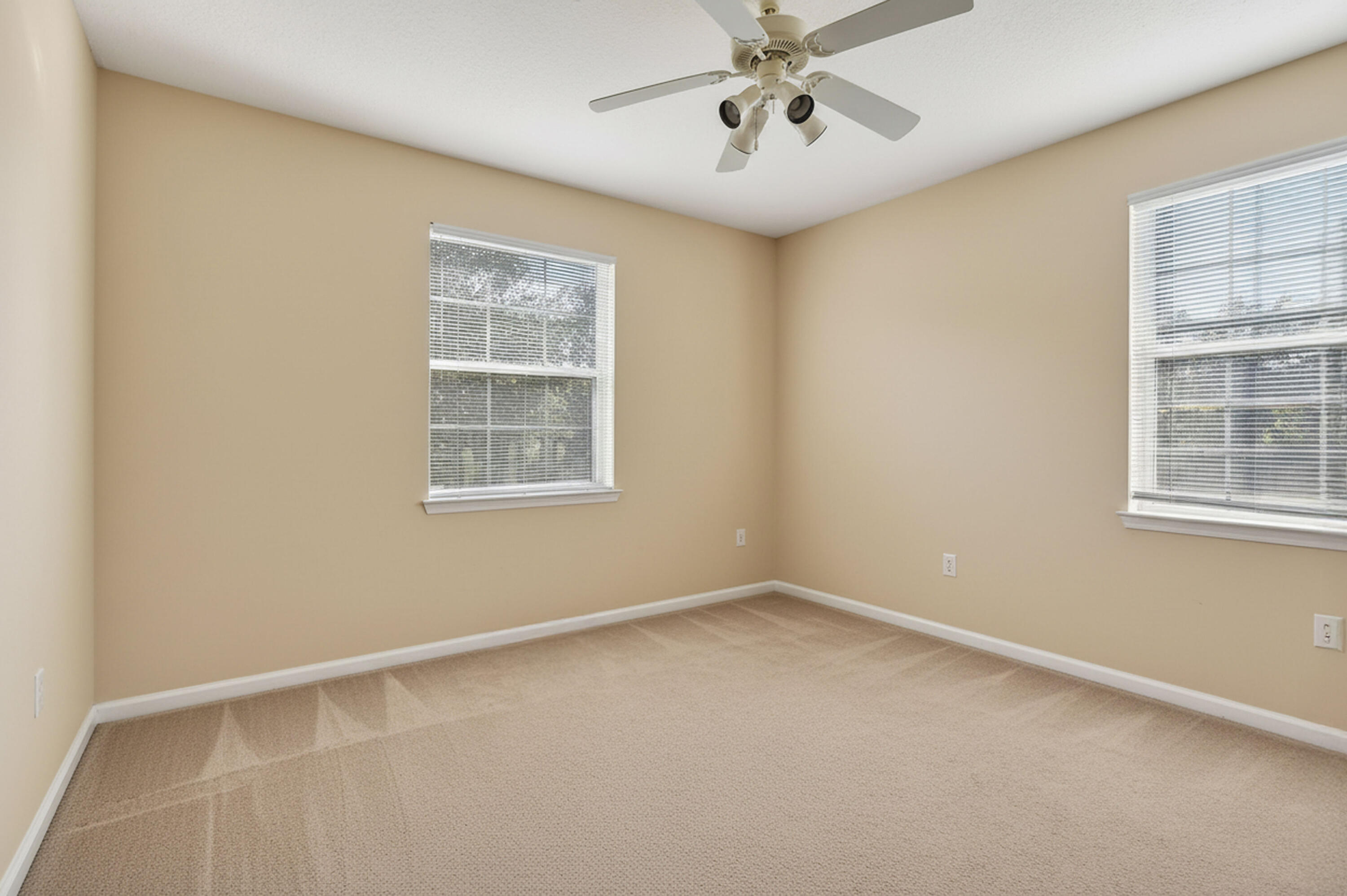 224 Murcia #305 Jupiter, FL 33458