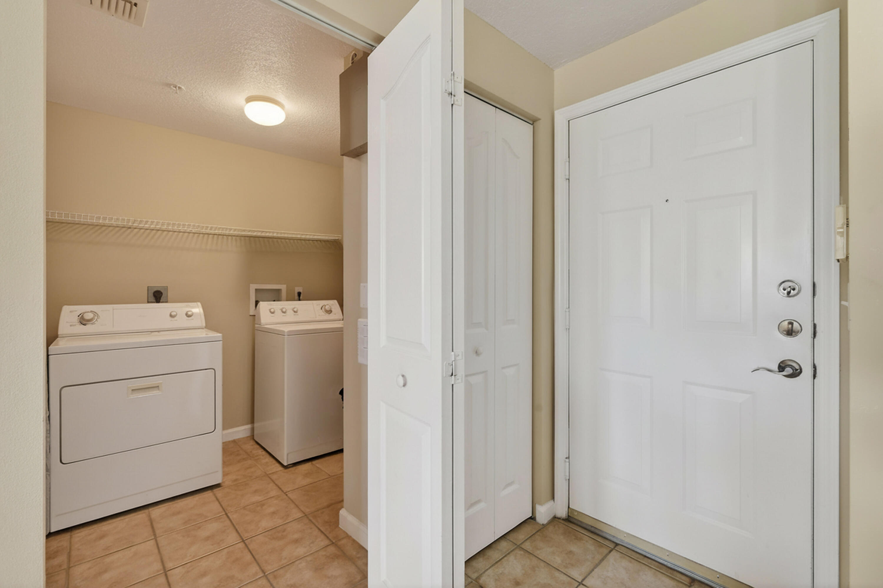 224 Murcia #305 Jupiter, FL 33458