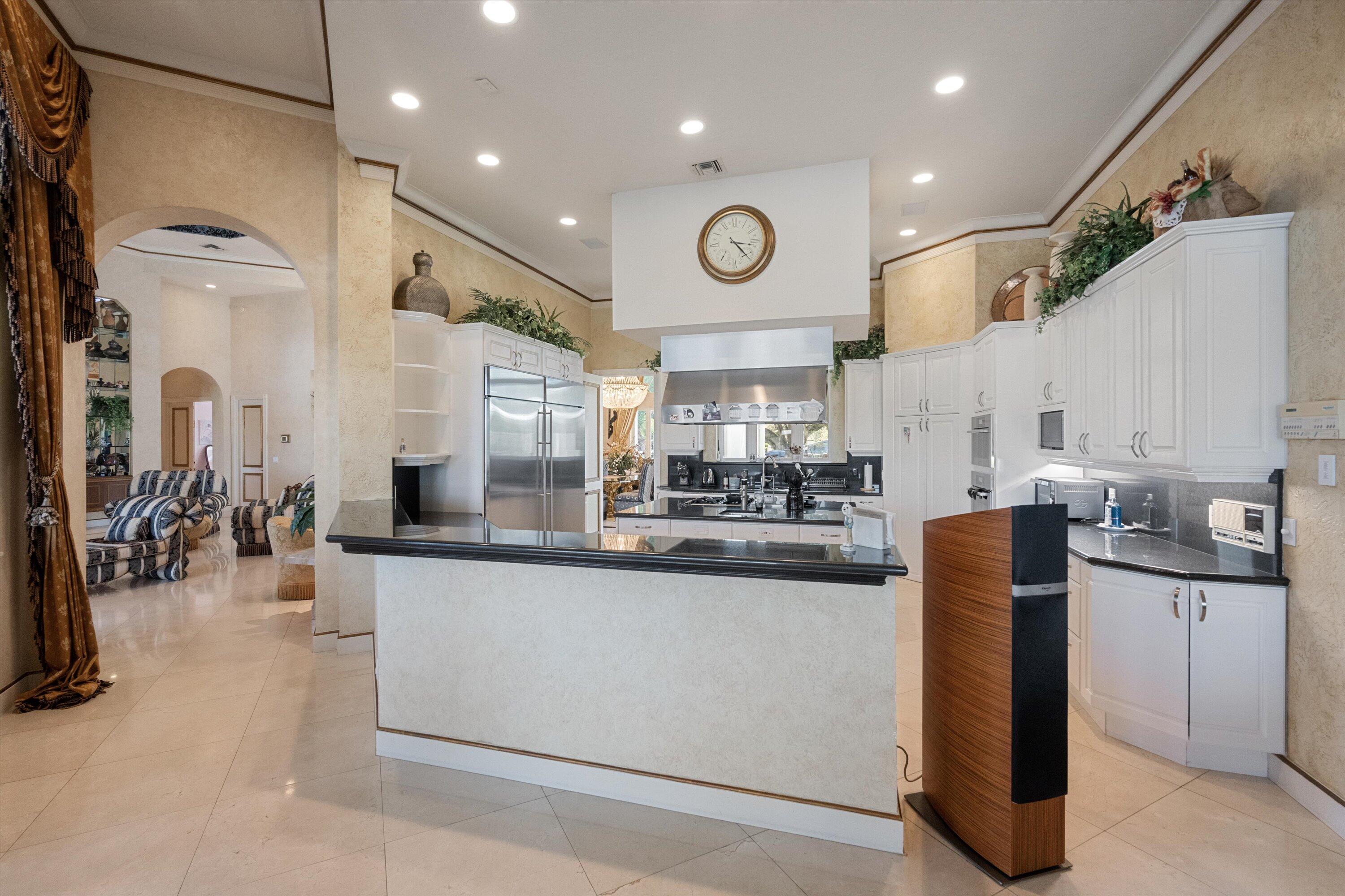 3220 Santa Barbara Wellington, FL 33414