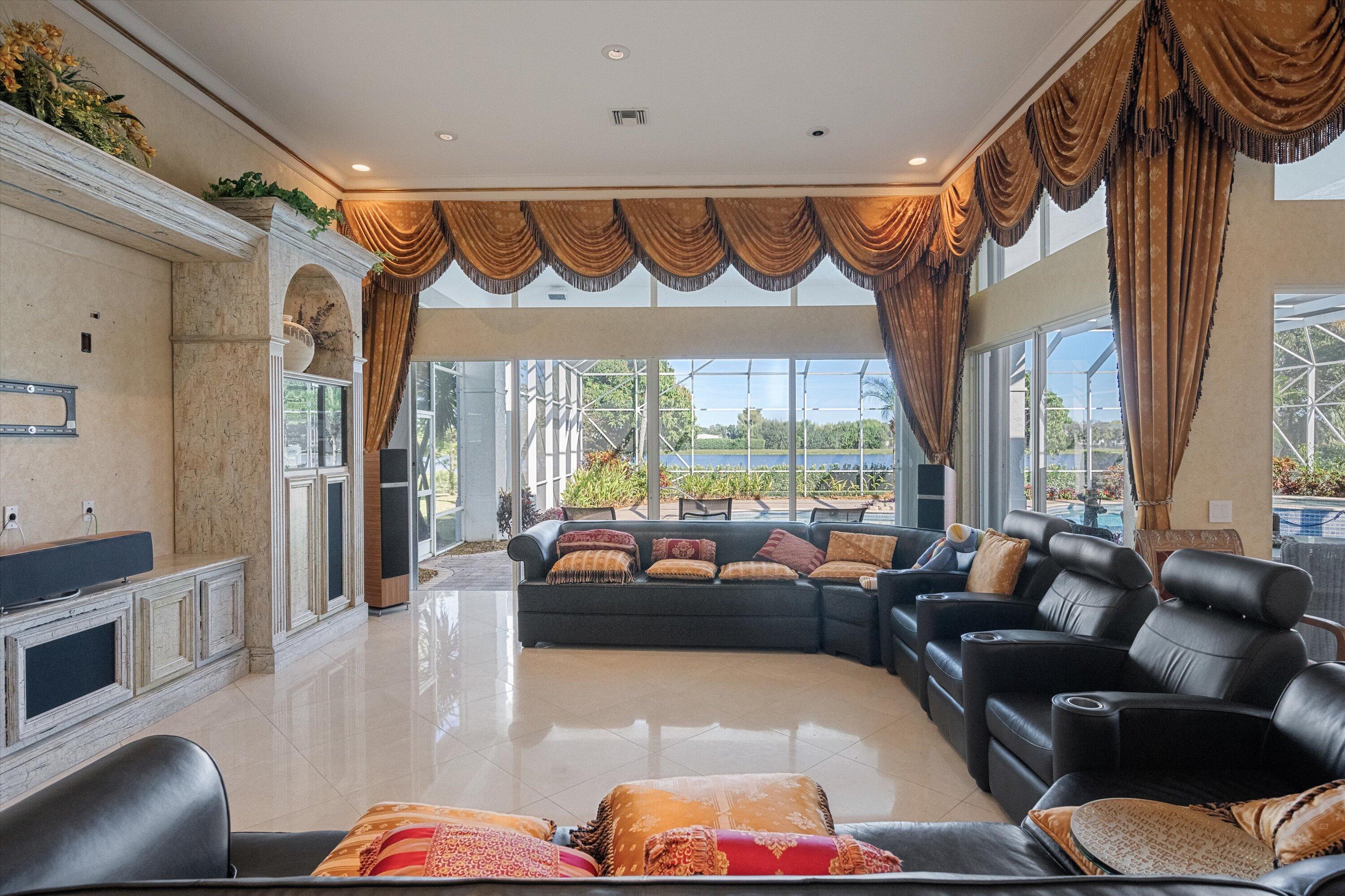 3220 Santa Barbara Wellington, FL 33414