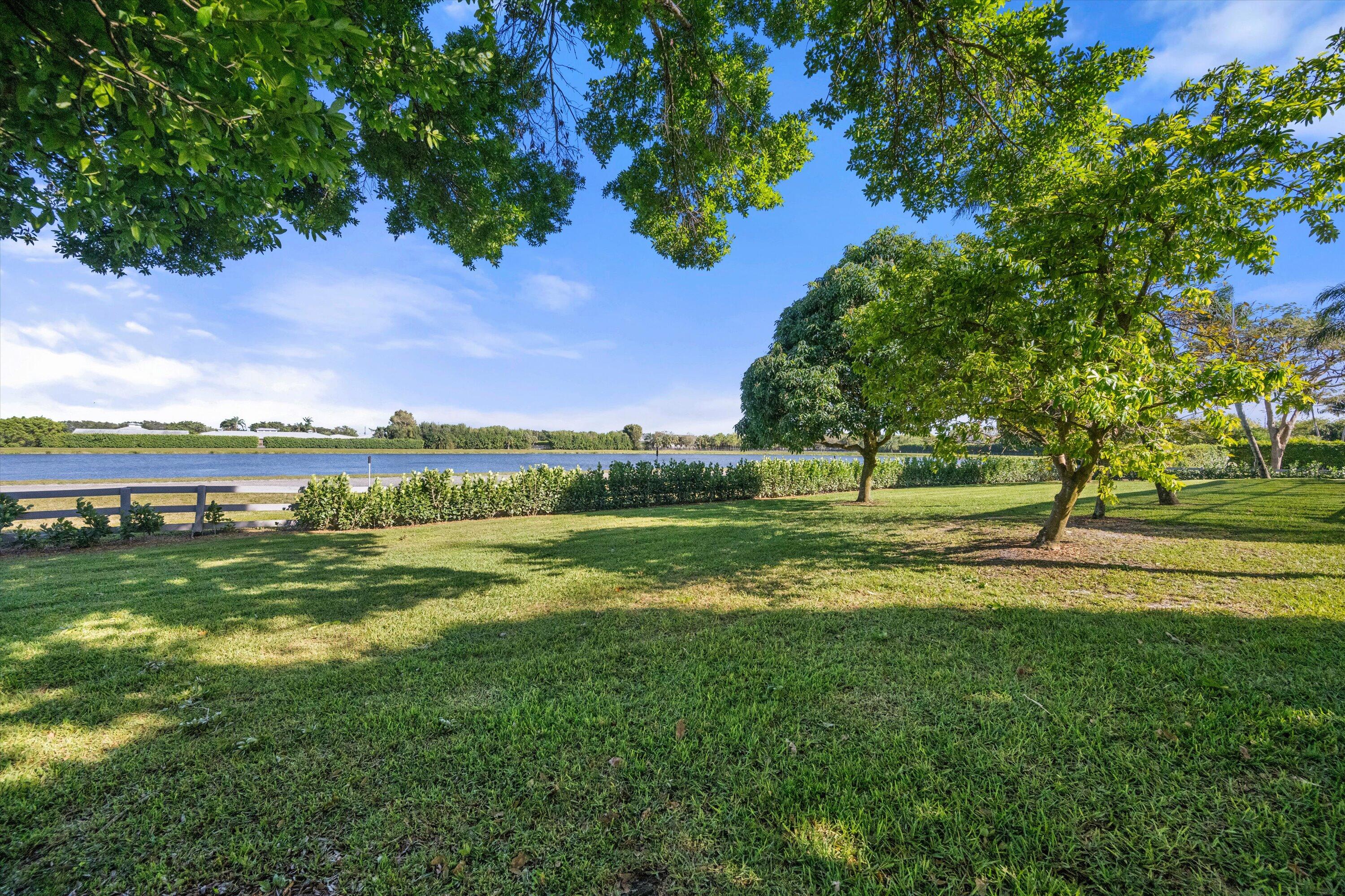 3220 Santa Barbara Wellington, FL 33414