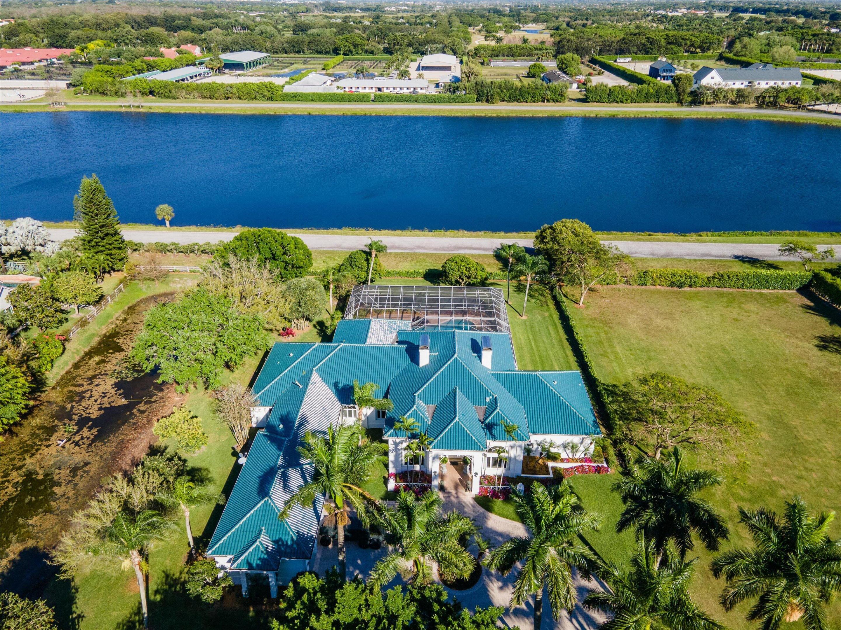 3220 Santa Barbara Wellington, FL 33414