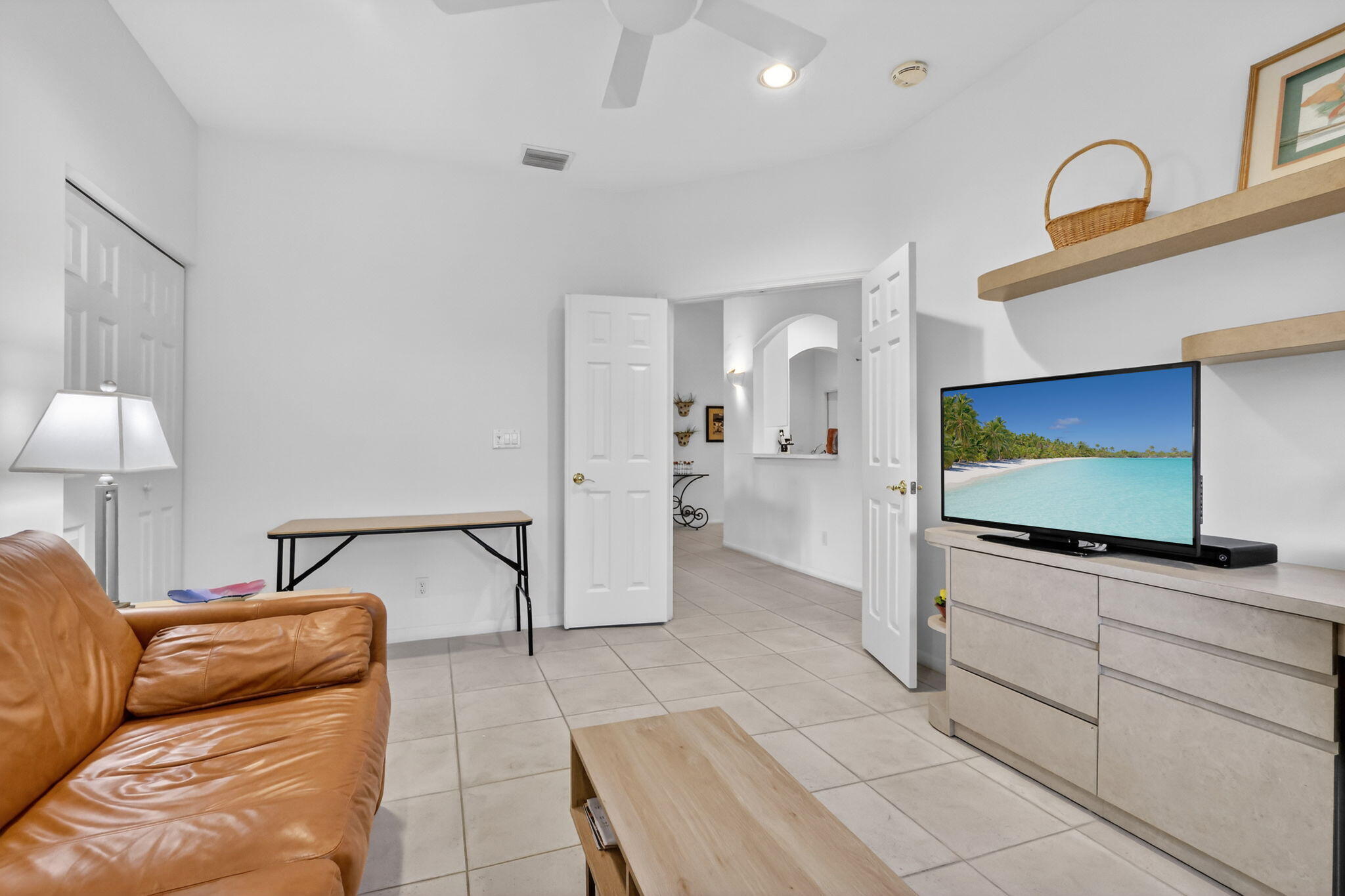 9848 Crescent Vw Boynton Beach, FL 33437