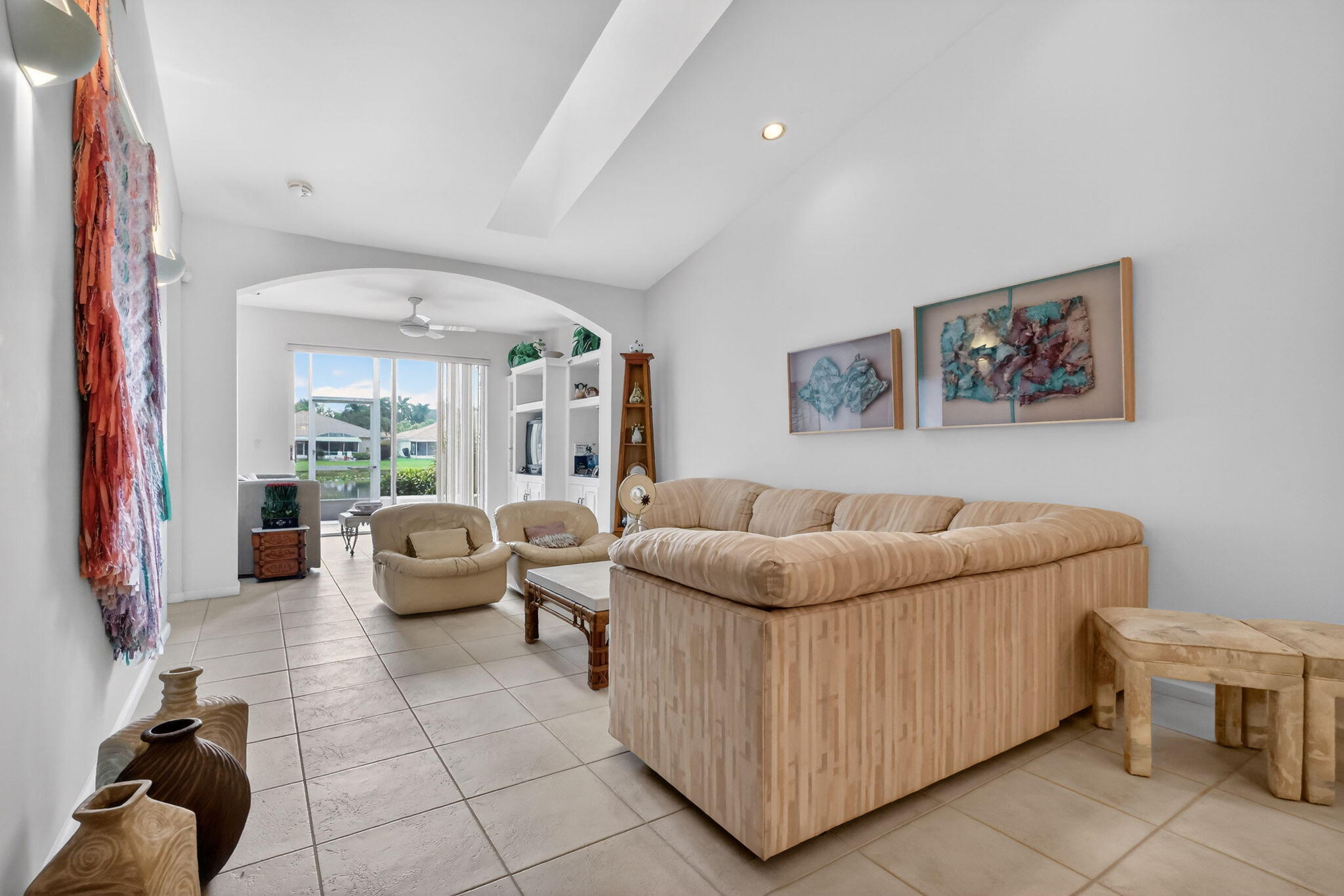 9848 Crescent Vw Boynton Beach, FL 33437