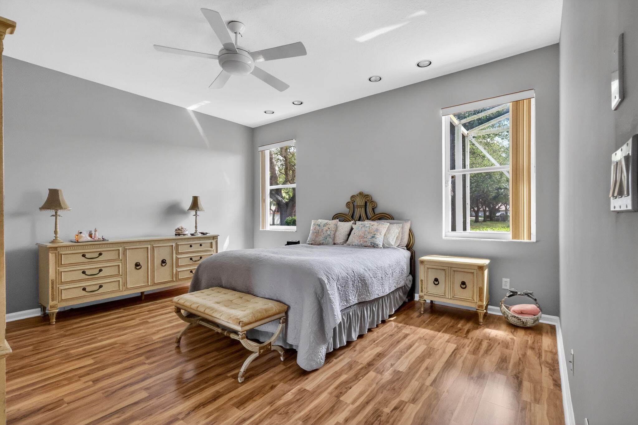 9848 Crescent Vw Boynton Beach, FL 33437