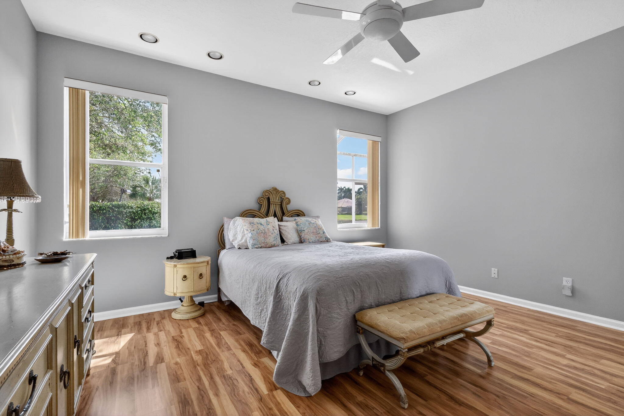 9848 Crescent Vw Boynton Beach, FL 33437