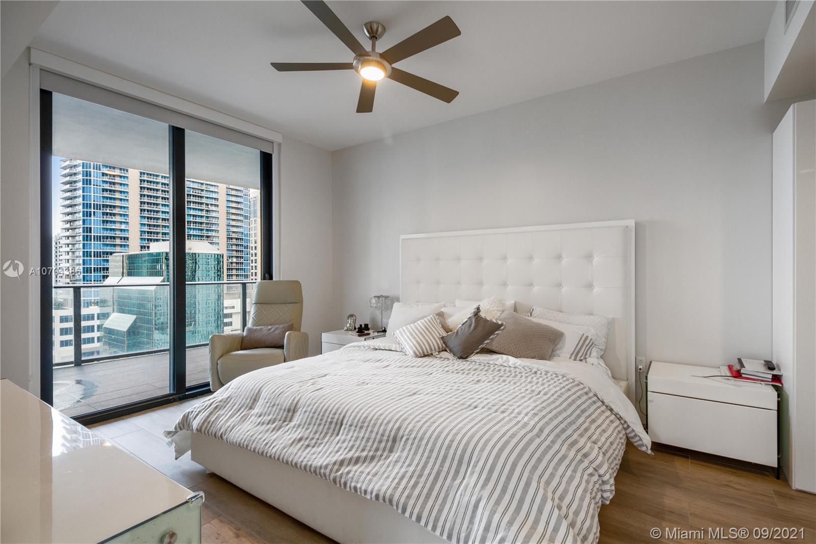1010 Brickell #2201 Miami, FL 33131