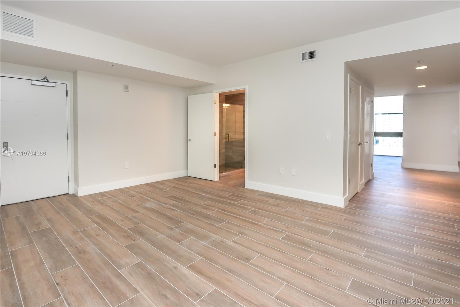 1010 Brickell #2201 Miami, FL 33131