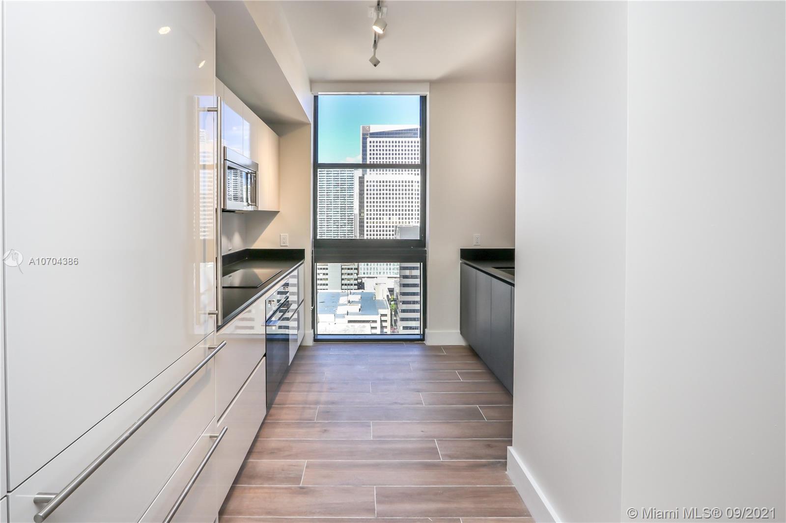 1010 Brickell #2201 Miami, FL 33131