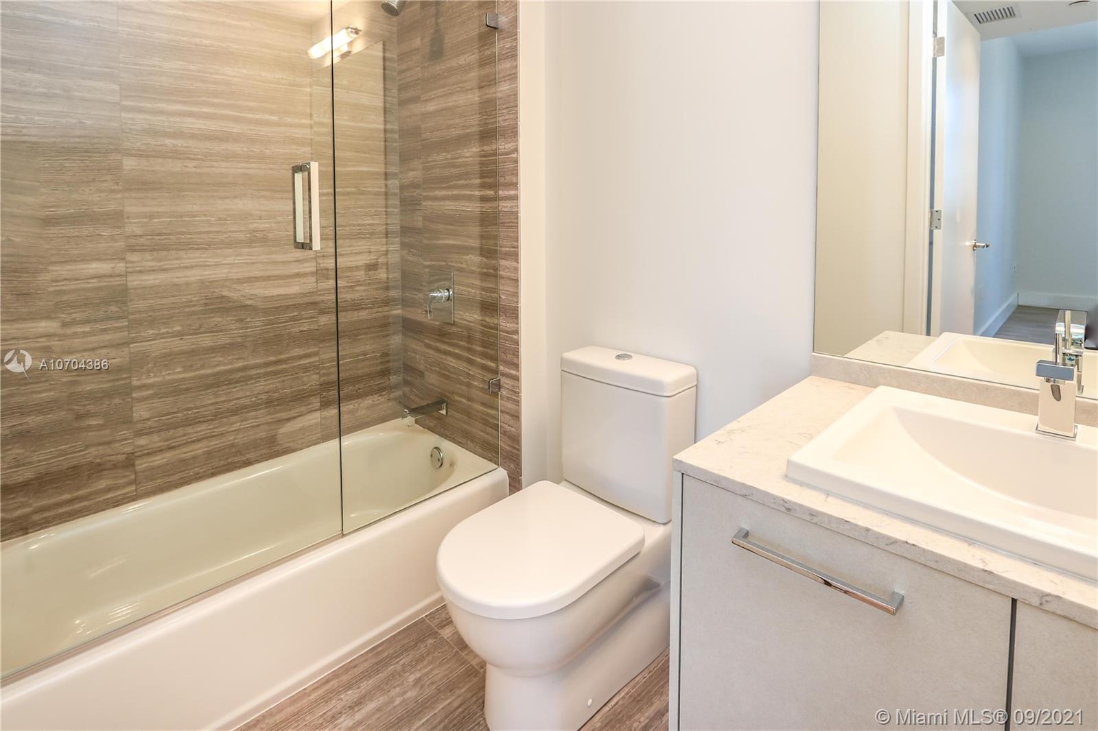 1010 Brickell #2201 Miami, FL 33131