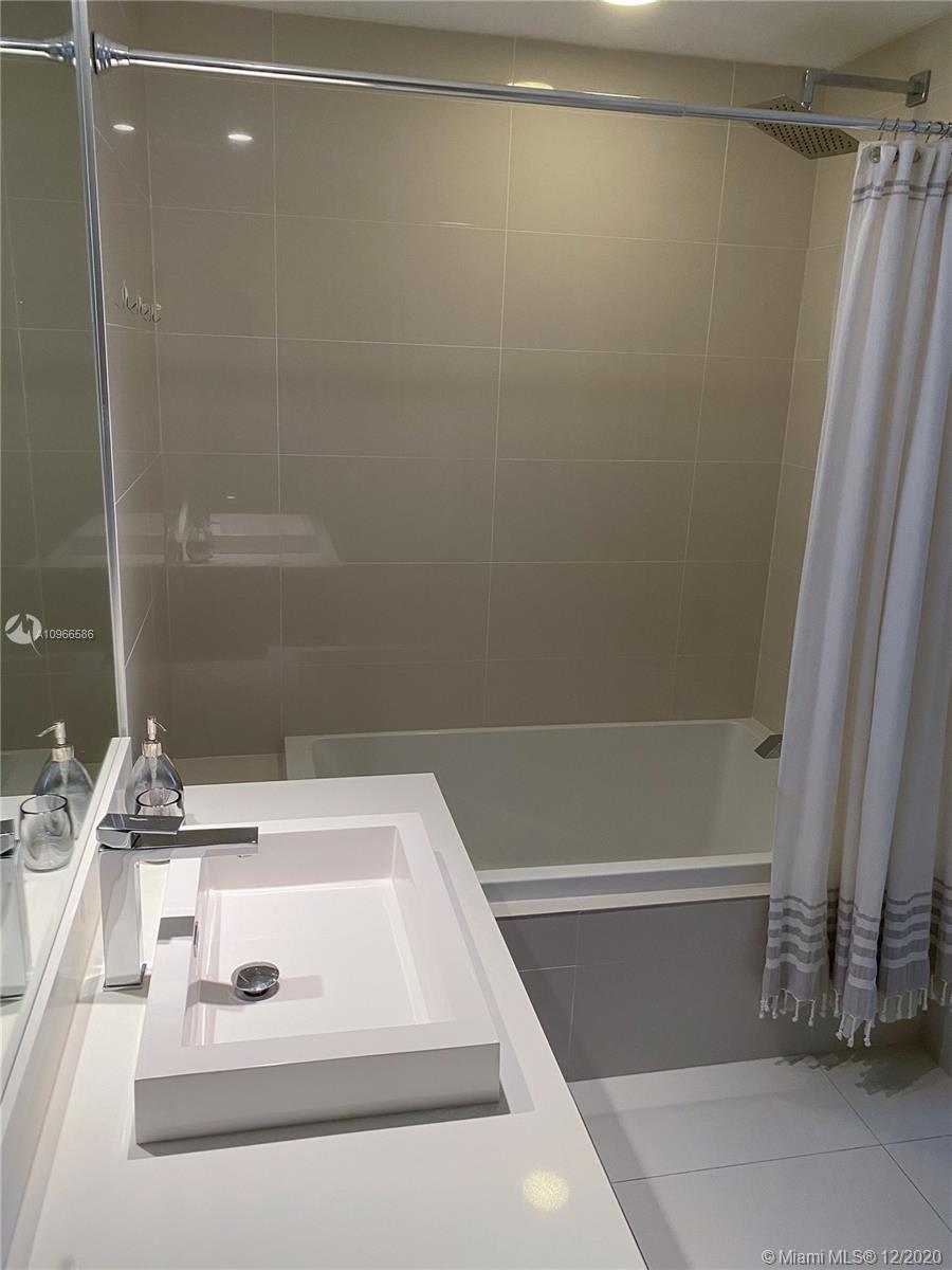 image Brickell Heights East9