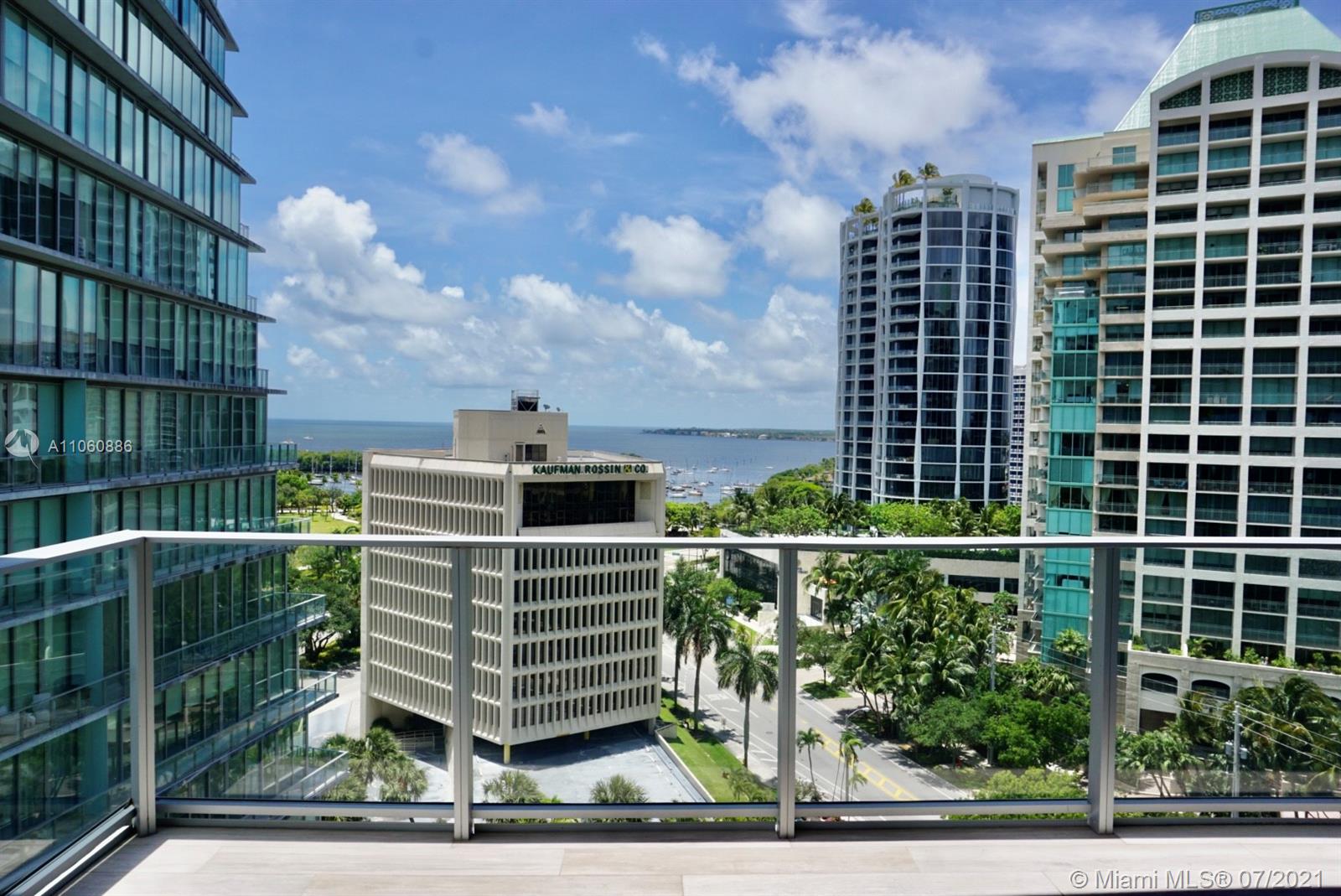 image The Grove at Grand Bay29
