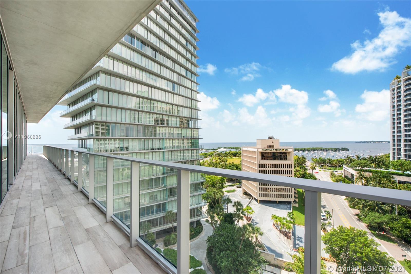 image The Grove at Grand Bay43