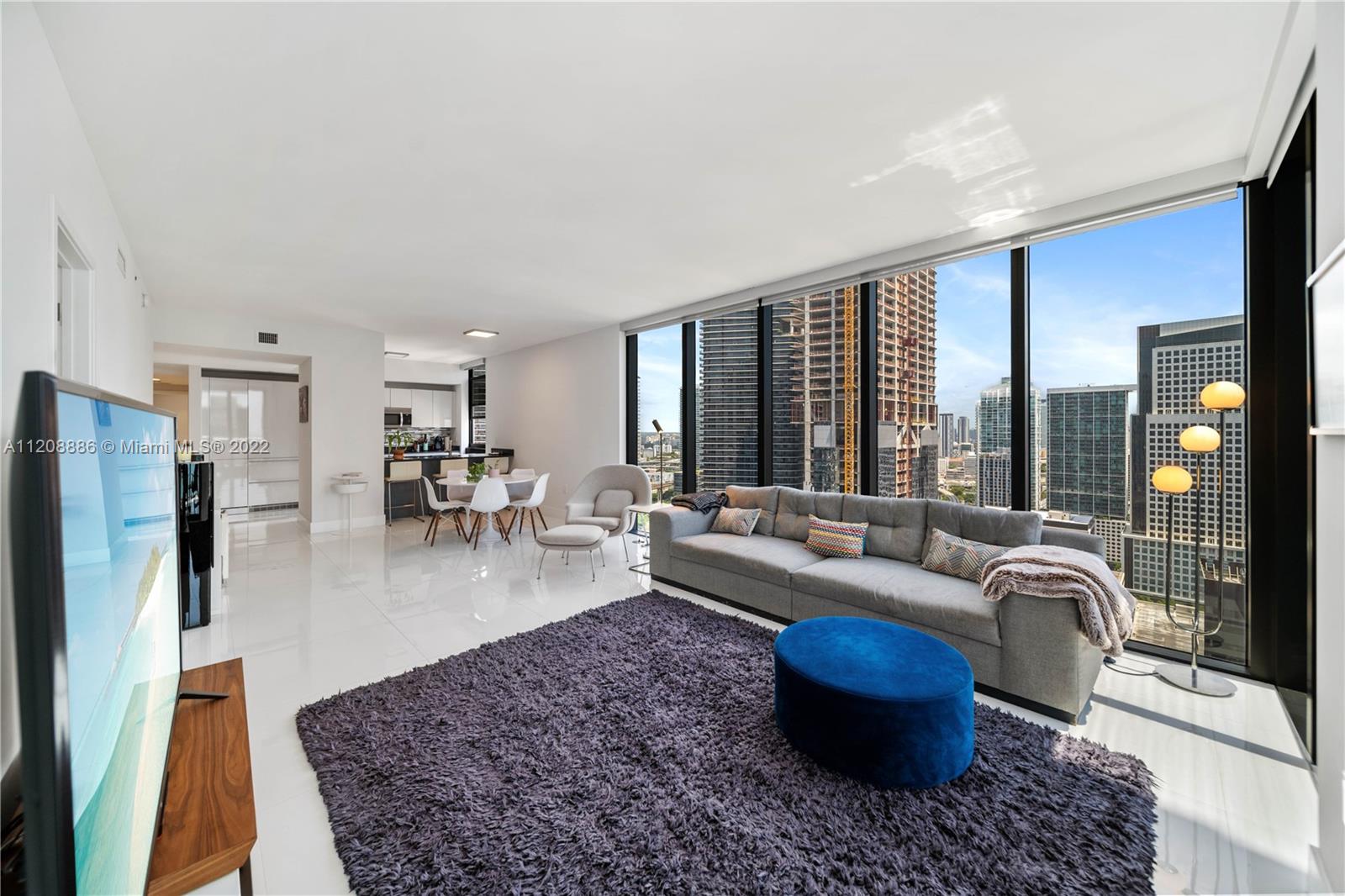 1010 Brickell Ave #3301 Miami, FL 33131